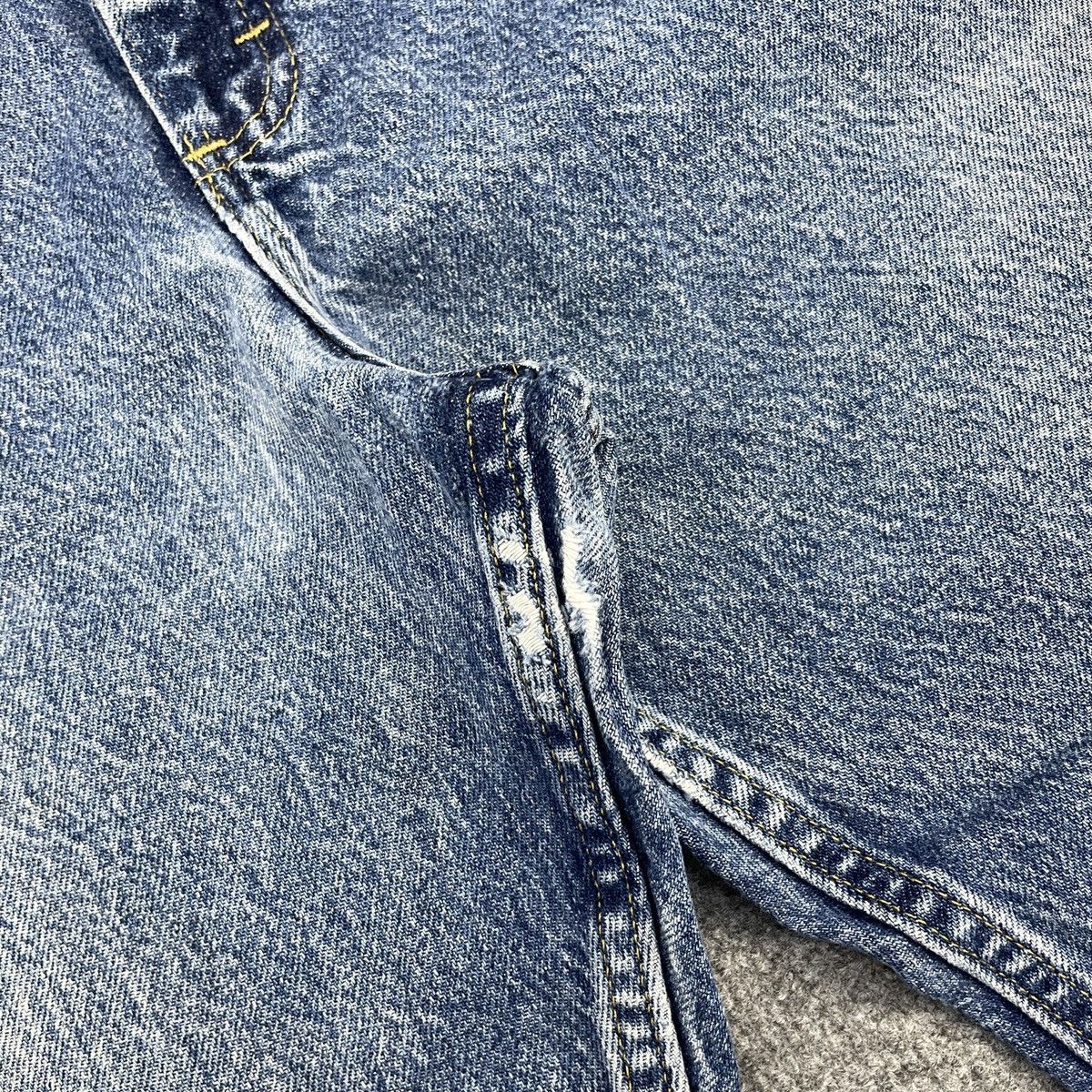 Lee × Vintage Vintage Lee Distressed Faded Jean wc-194 Size US 35 - 9 Thumbnail