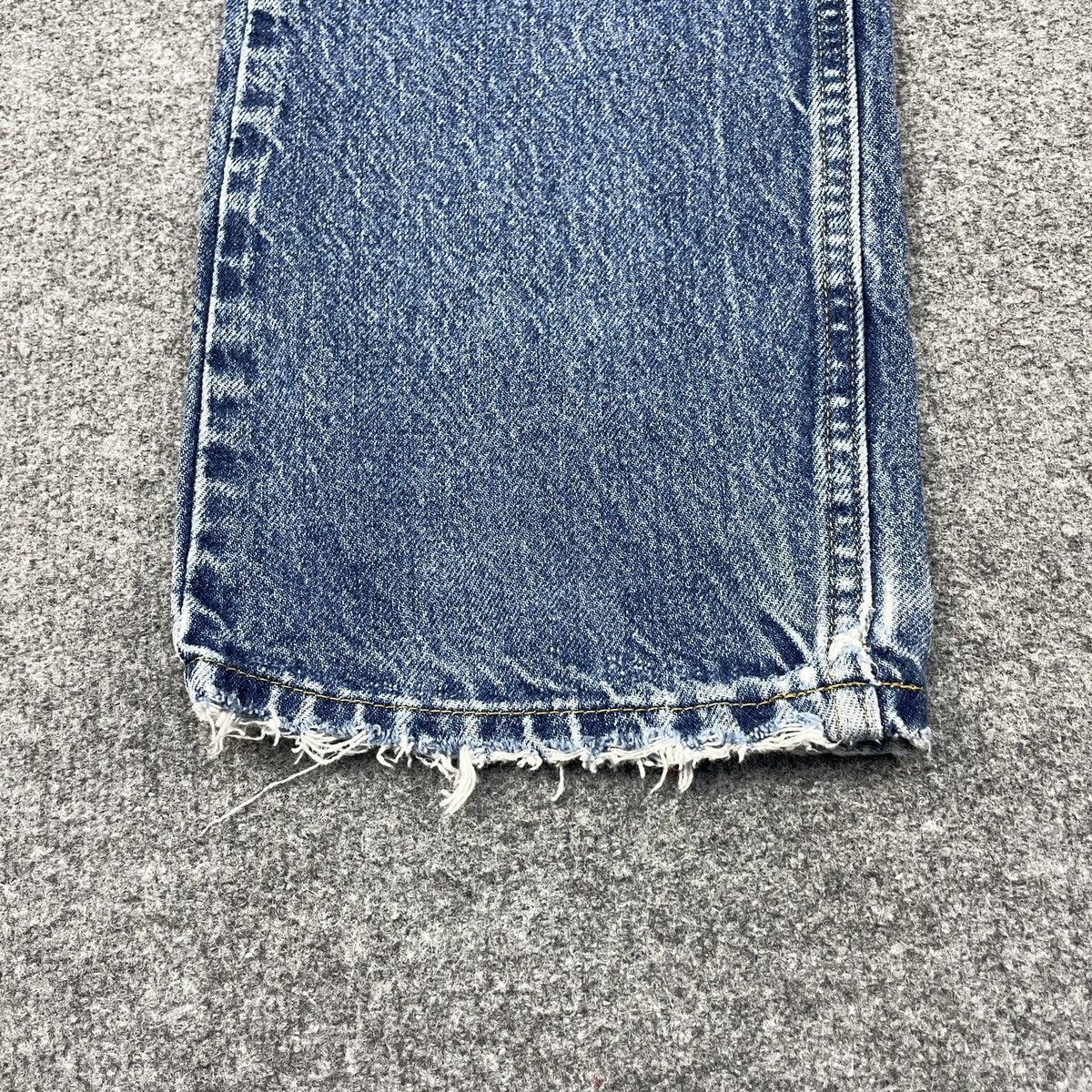 Lee × Vintage Vintage Lee Distressed Faded Jean wc-194 Size US 35 - 6 Thumbnail