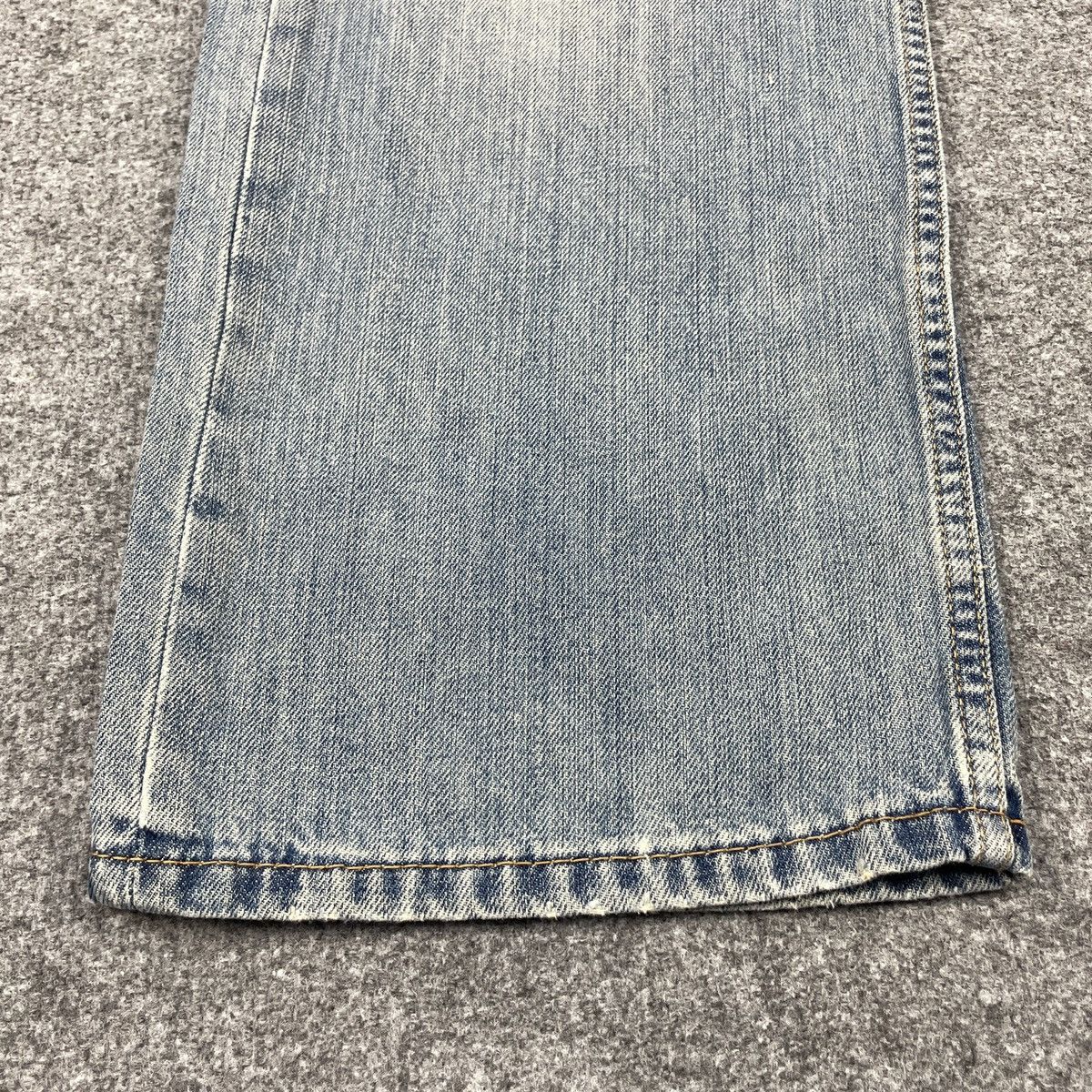 Levi's Vintage Levi's 569 Light Wash Jeans wc-238 Size US 34 / EU 50 - 5 Thumbnail