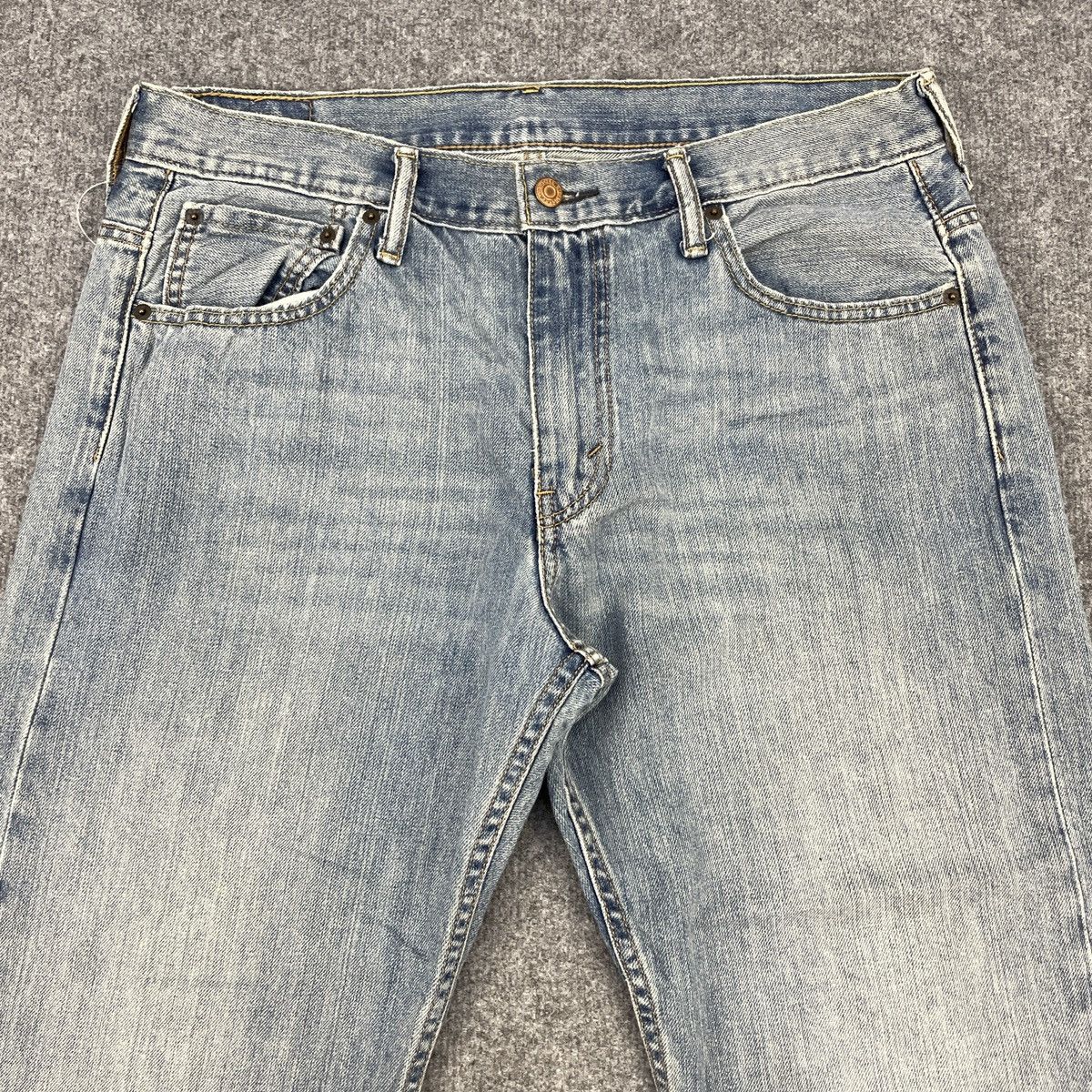 Levi's Vintage Levi's 569 Light Wash Jeans wc-238 Size US 34 / EU 50 - 4 Thumbnail