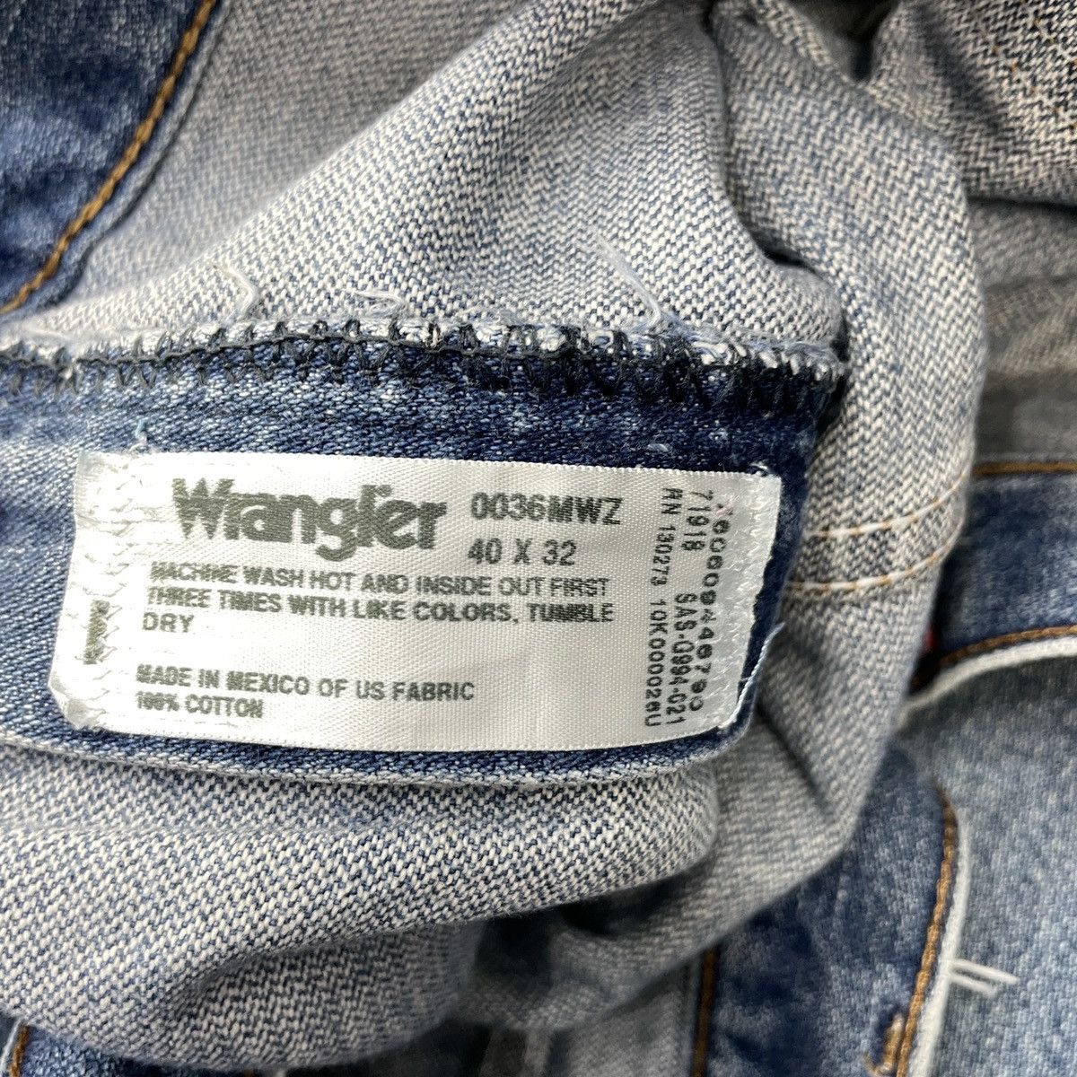 Vintage × Wrangler Vintage Wrangler Faded Blue Distressed Jeans wc-209 Size US 40 / EU 56 - 5 Thumbnail