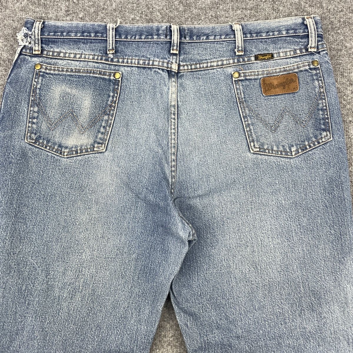 Vintage × Wrangler Vintage Wrangler Faded Blue Distressed Jeans wc-209 Size US 40 / EU 56 - 4 Thumbnail