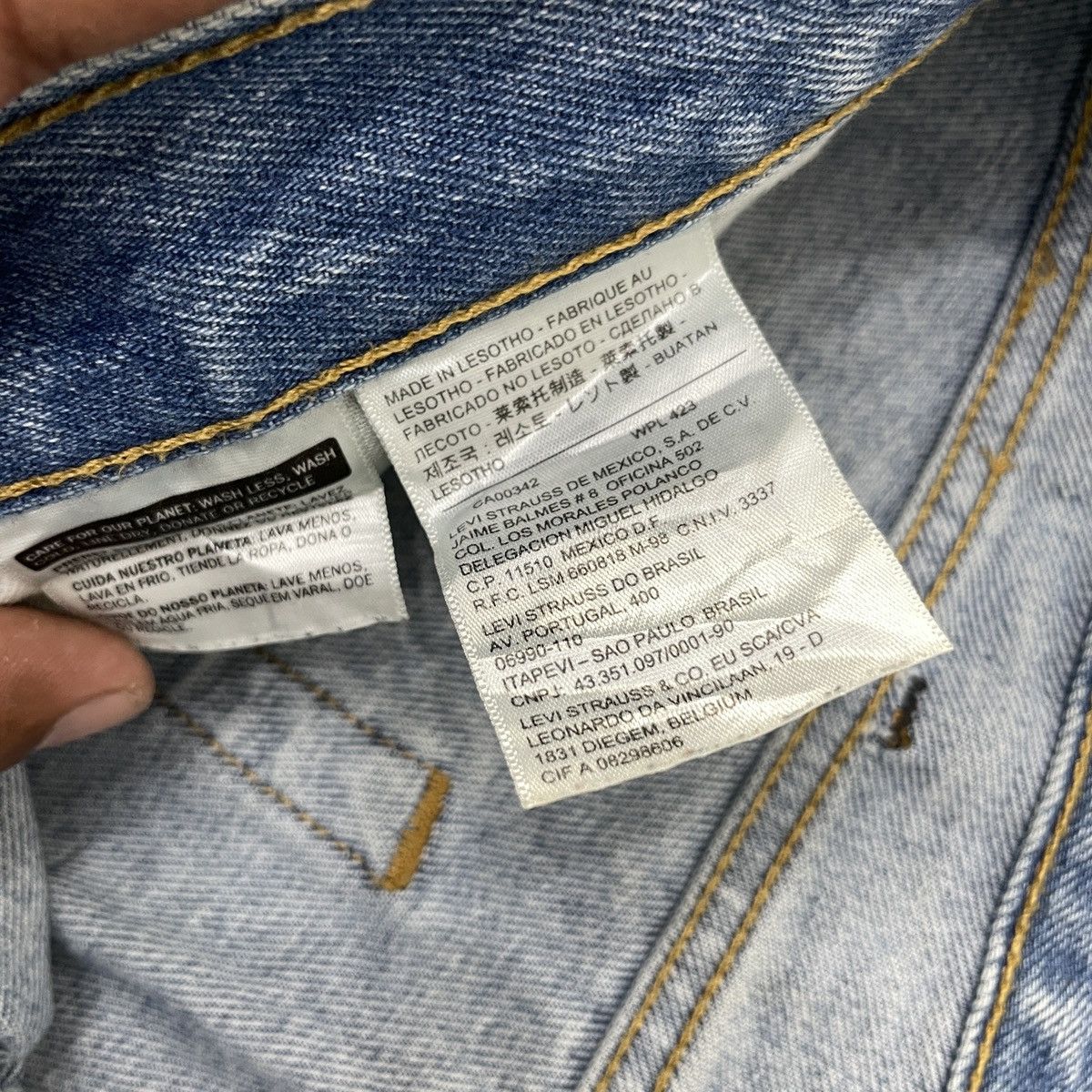 Levi's × Vintage Vintage Levi's Light Wash Jeans wc-226 Size US 39 - 8 Thumbnail