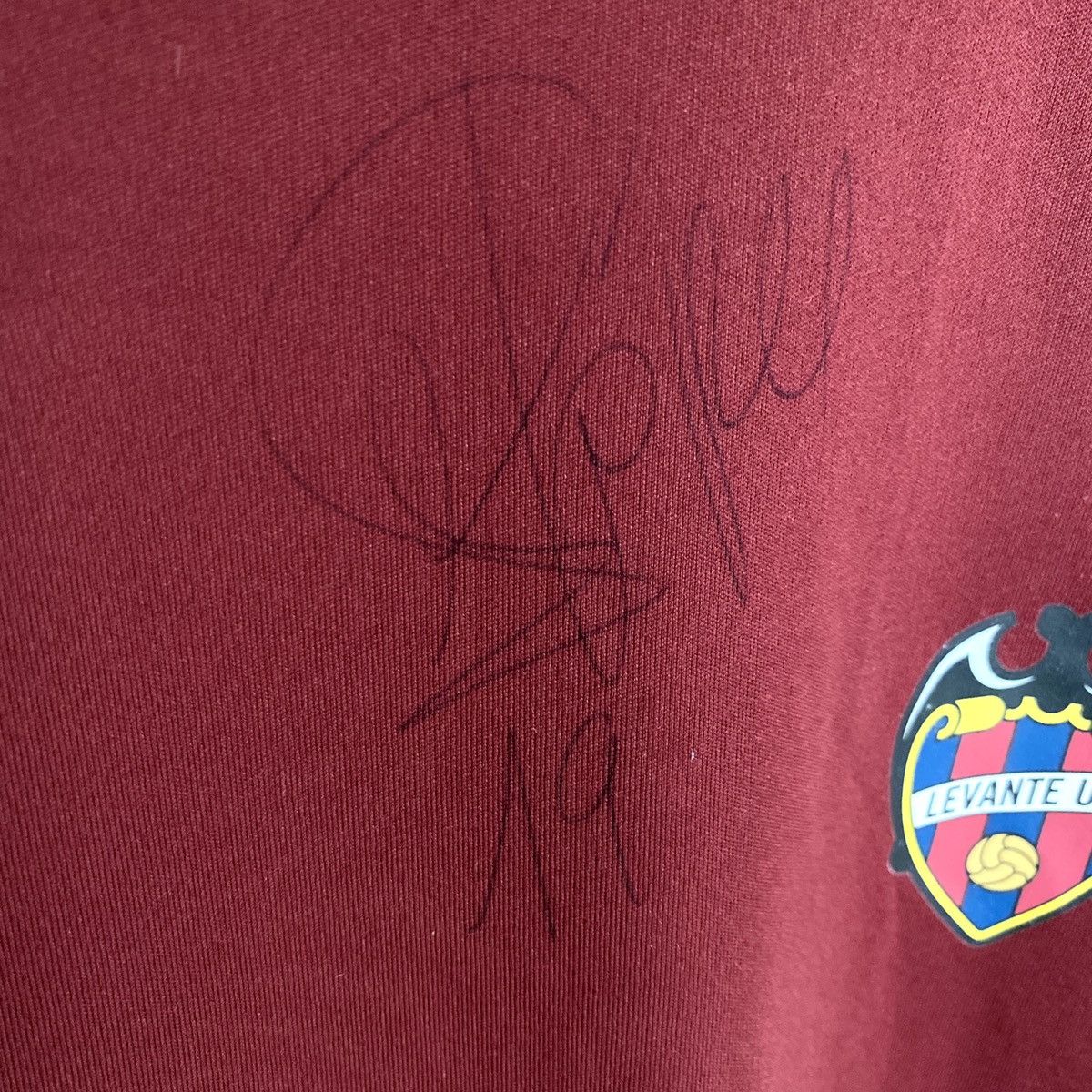 Macron SIGNED Levante UD Spain Macron Prematch Training Jersey Kit Size US L / EU 52-54 / 3 - 5 Thumbnail