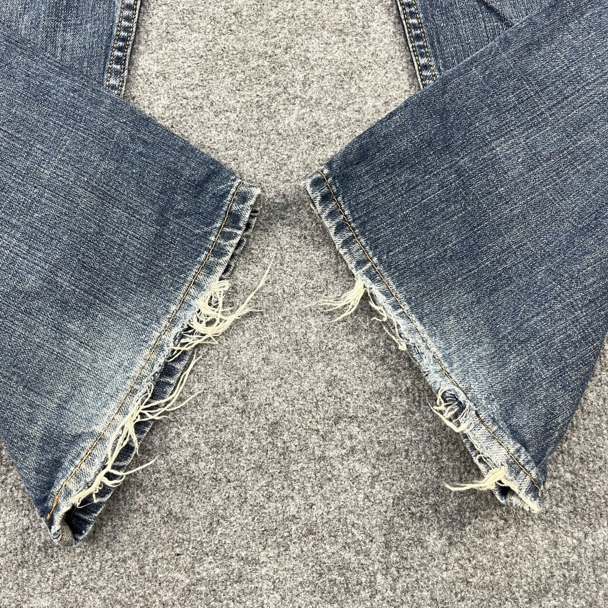 Levi's × Vintage Vintage Levi's 550 Faded Jeans wc-229 Size US 44 / EU 60 - 6 Thumbnail