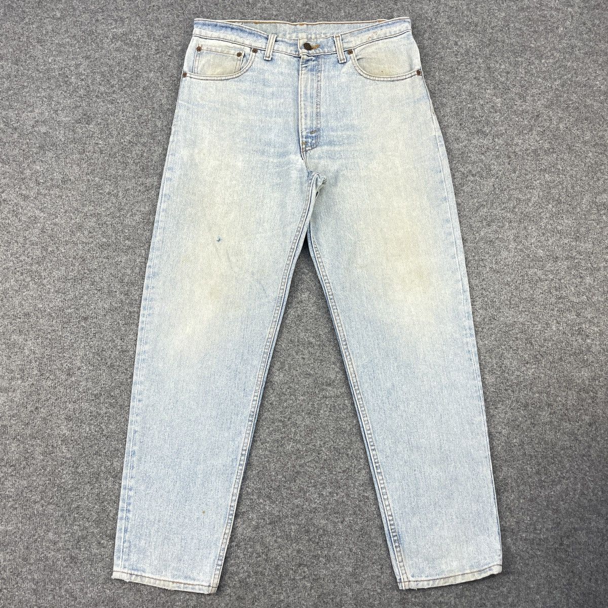 Levi's × Vintage Vintage Levi's 550 Distressed Light Wash wc-225 Size US 33 - 1 Thumbnail