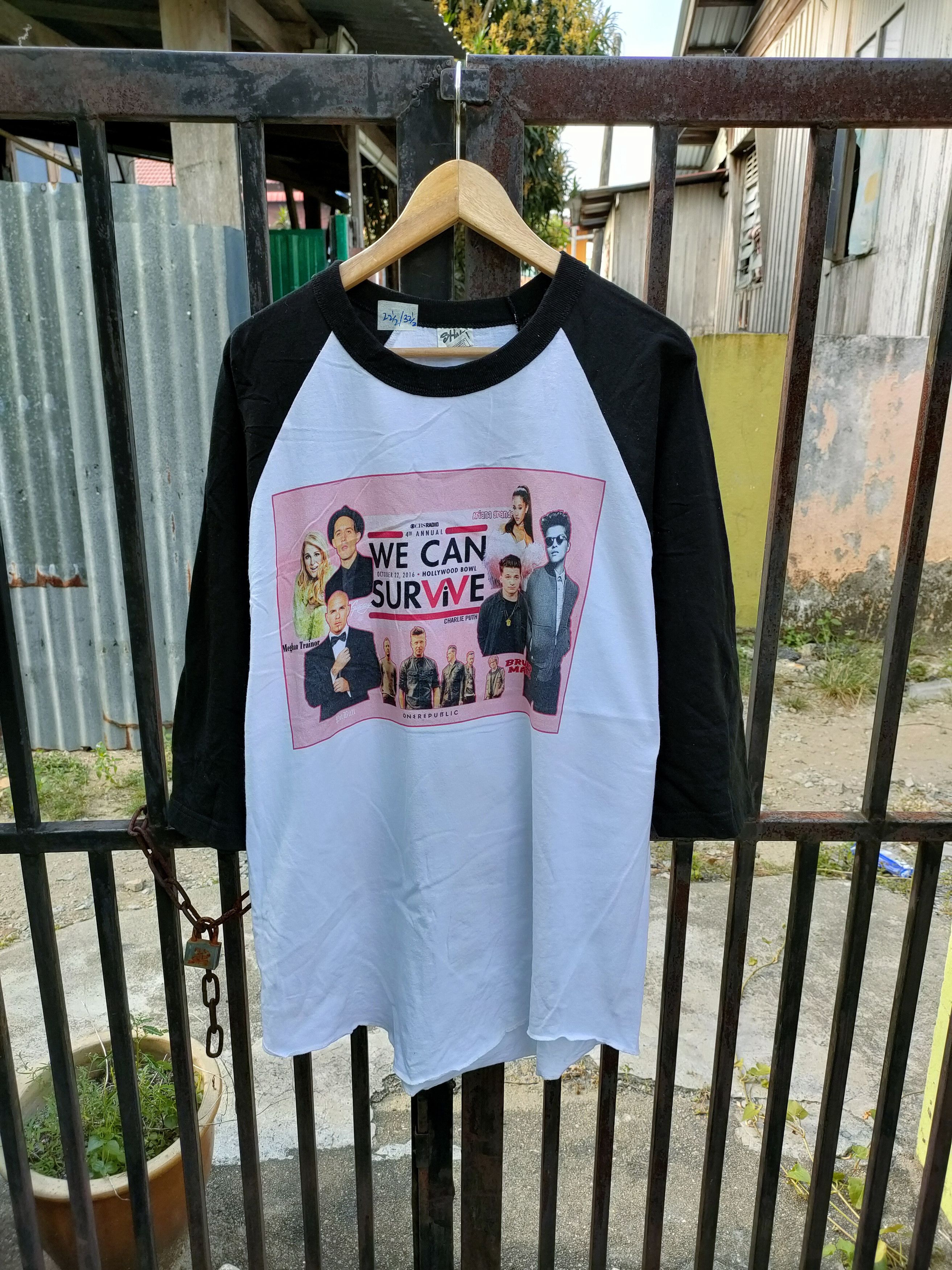 Vintage 4th Annual We Can Servive Raglan Size US L / EU 52-54 / 3 - 1 Thumbnail