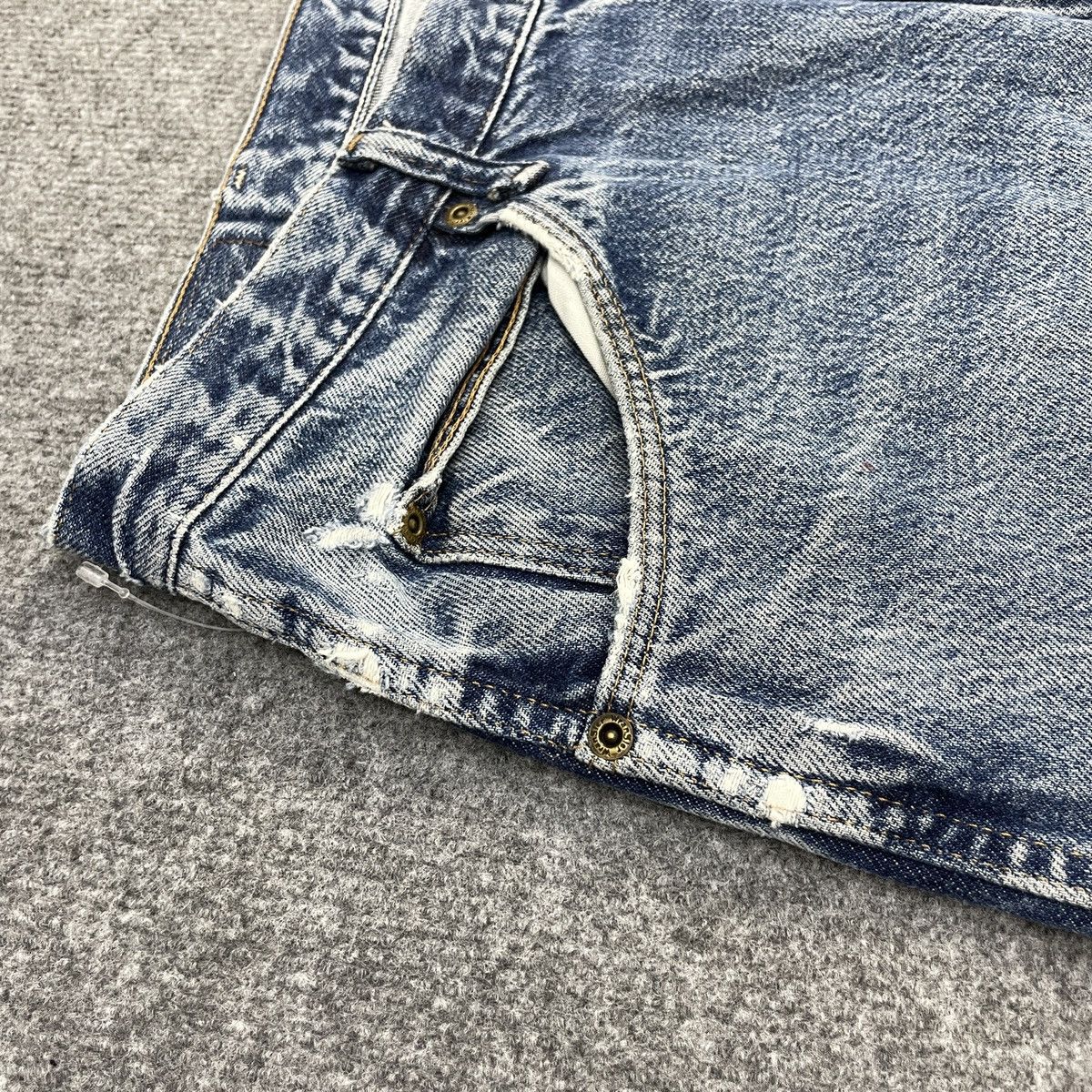 Vintage × Wrangler Vintage Wrangler Distressed Blue Jeans wc-196 Size US 37 - 5 Thumbnail