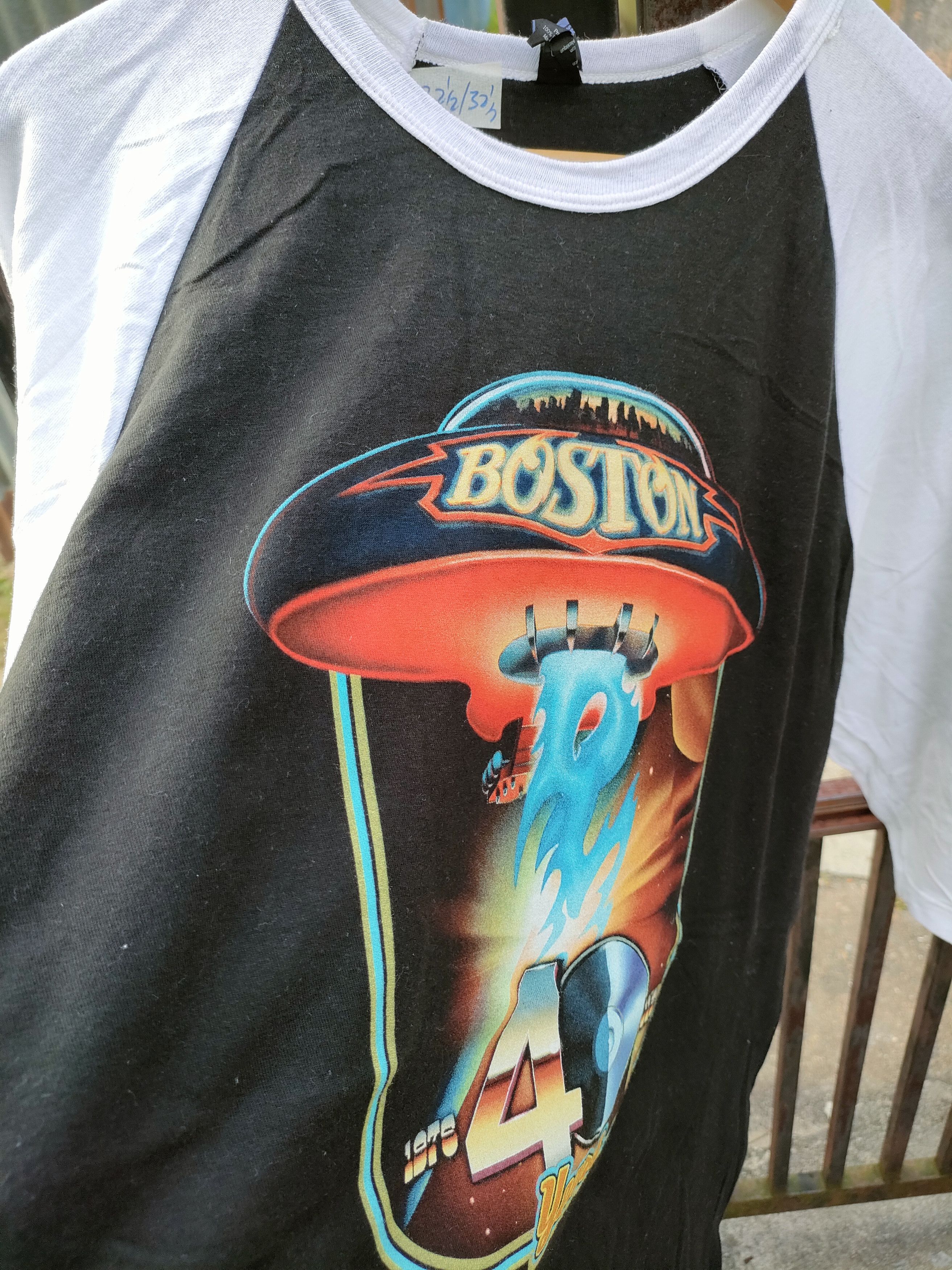 Band Tees Boston 40 Years Raglan Size US XL / EU 56 / 4 - 4 Thumbnail