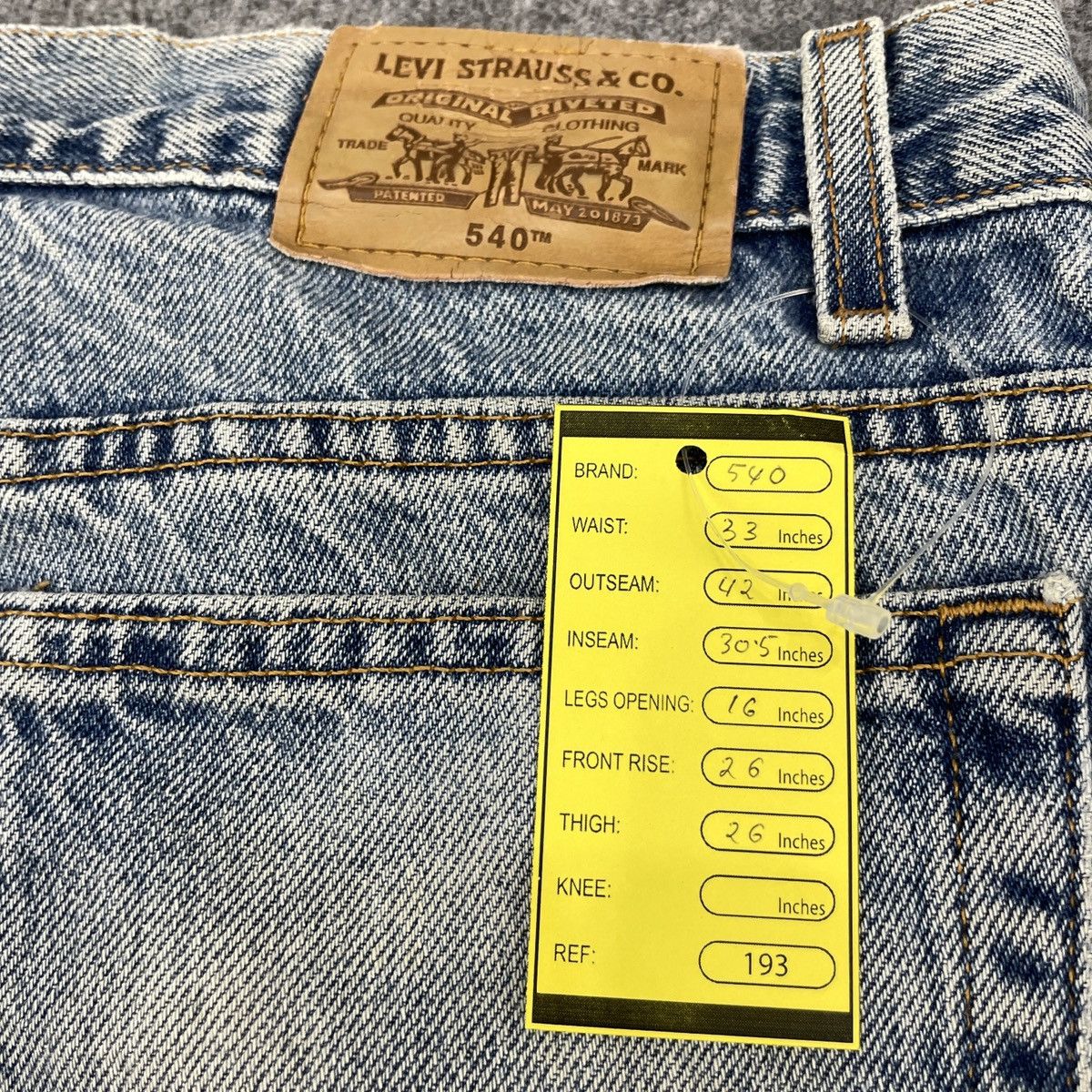Levi's × Vintage Vintage Levi's 540 Faded Blue Jeans wc-193 Size US 33 - 14 Thumbnail