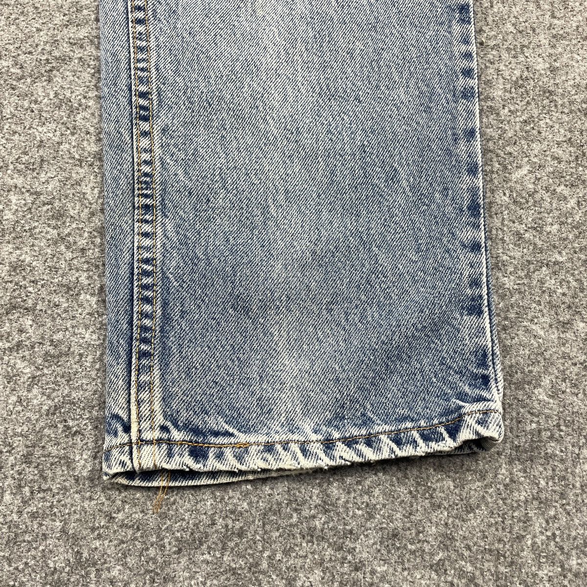Levi's × Vintage Vintage Levi's 540 Faded Blue Jeans wc-193 Size US 33 - 9 Thumbnail