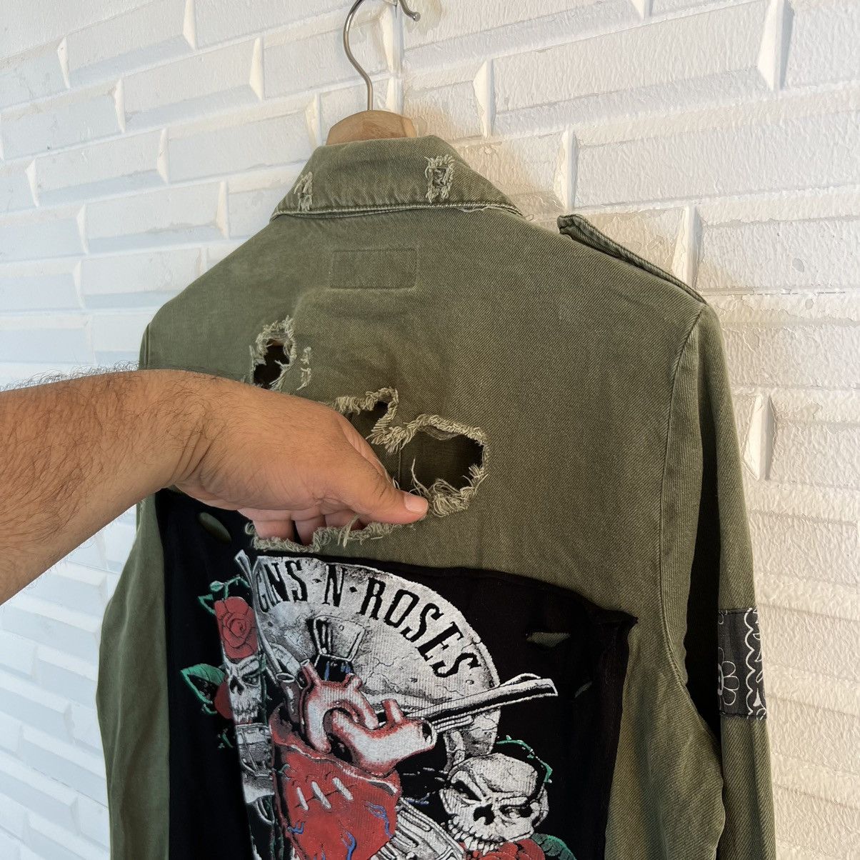 Band Tees × Japanese Brand × Seditionaries VINTAGE RARE DISTRESSED DESIGN ZARA GUNS N’ ROSES BIG LOGO Size US M / EU 48-50 / 2 - 6 Thumbnail