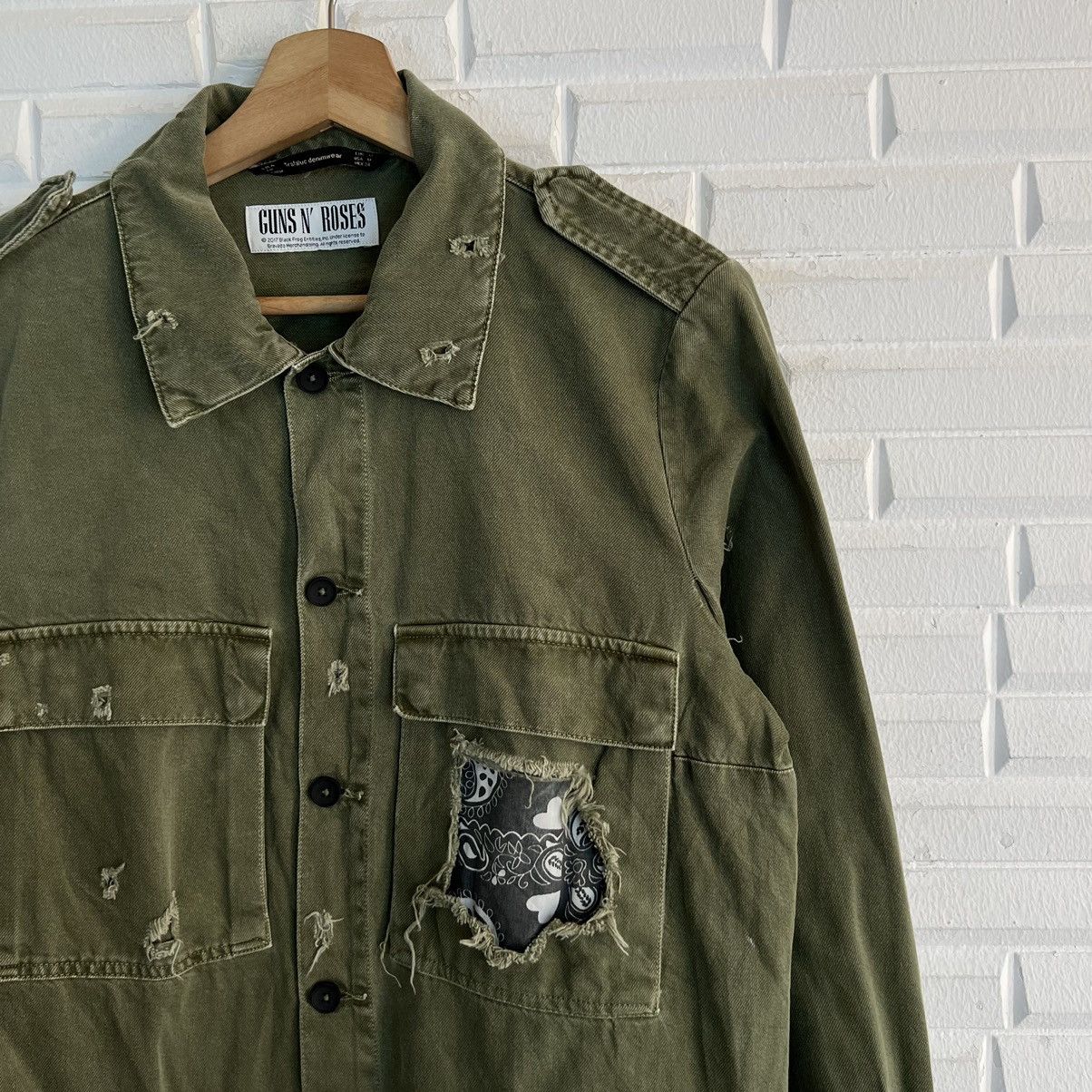 Band Tees × Japanese Brand × Seditionaries VINTAGE RARE DISTRESSED DESIGN ZARA GUNS N’ ROSES BIG LOGO Size US M / EU 48-50 / 2 - 12 Thumbnail