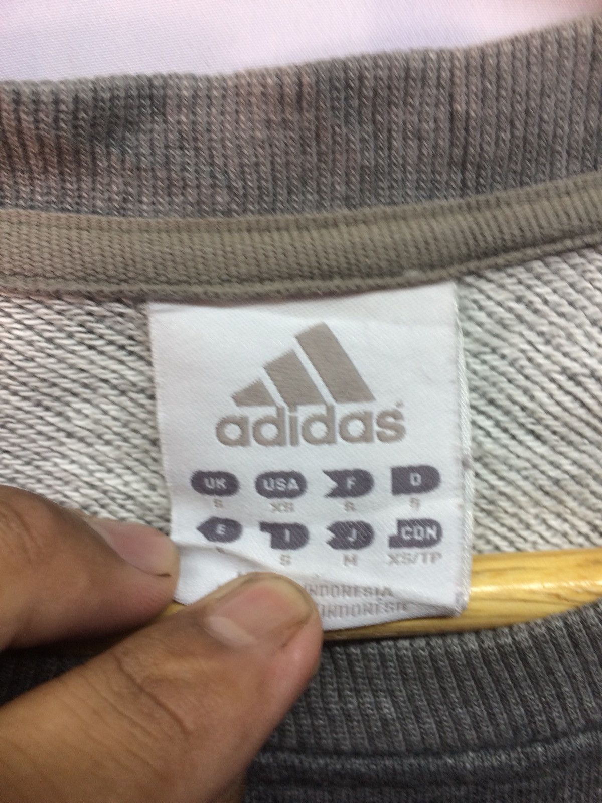 Adidas Vintage adidas three striped (13) Size US M / EU 48-50 / 2 - 4 Thumbnail