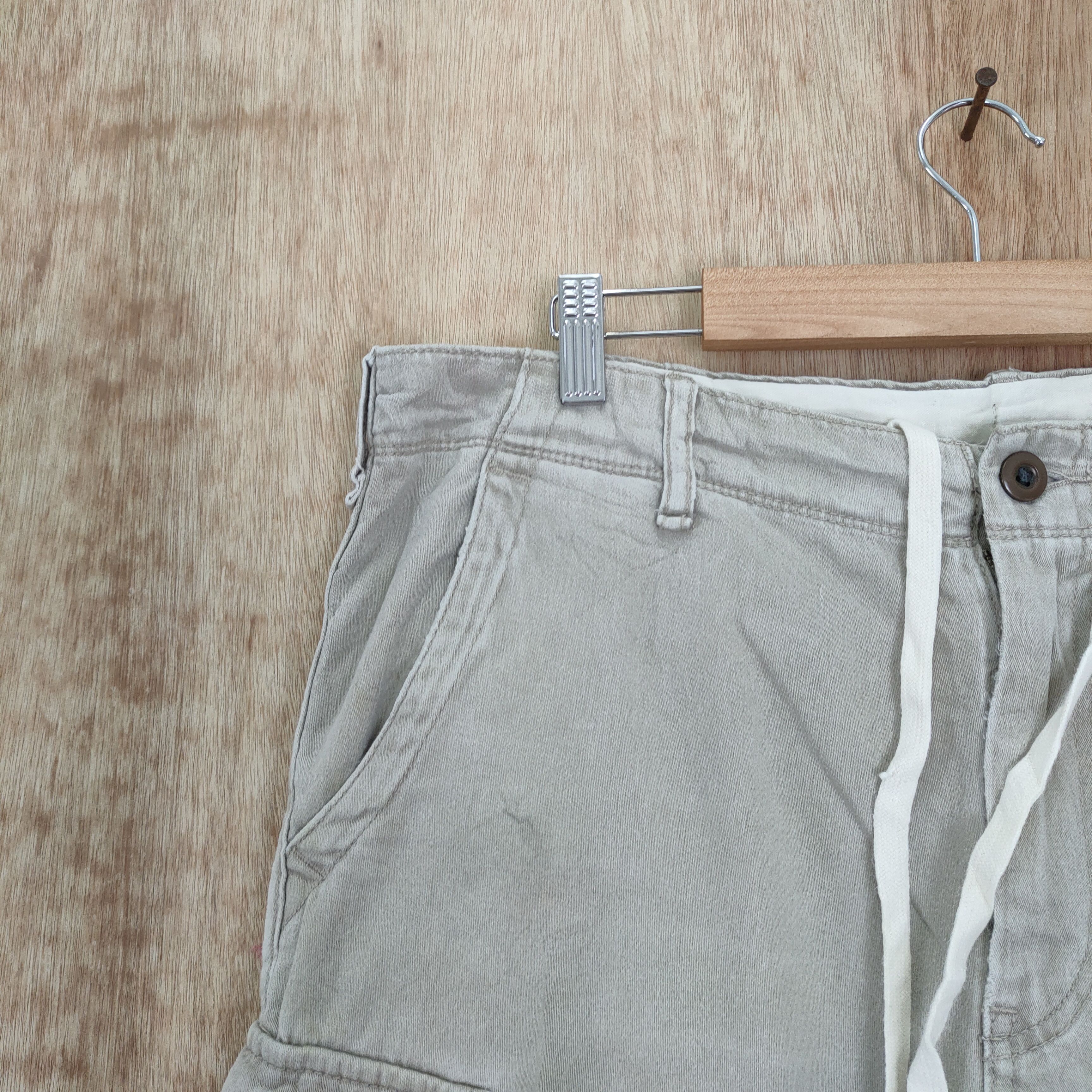 Japanese Brand × Vintage JAPANESE BRAND FADED LIGHT GREY DISTRESSED CARGO PANTS Size US 36 / EU 52 - 11 Thumbnail