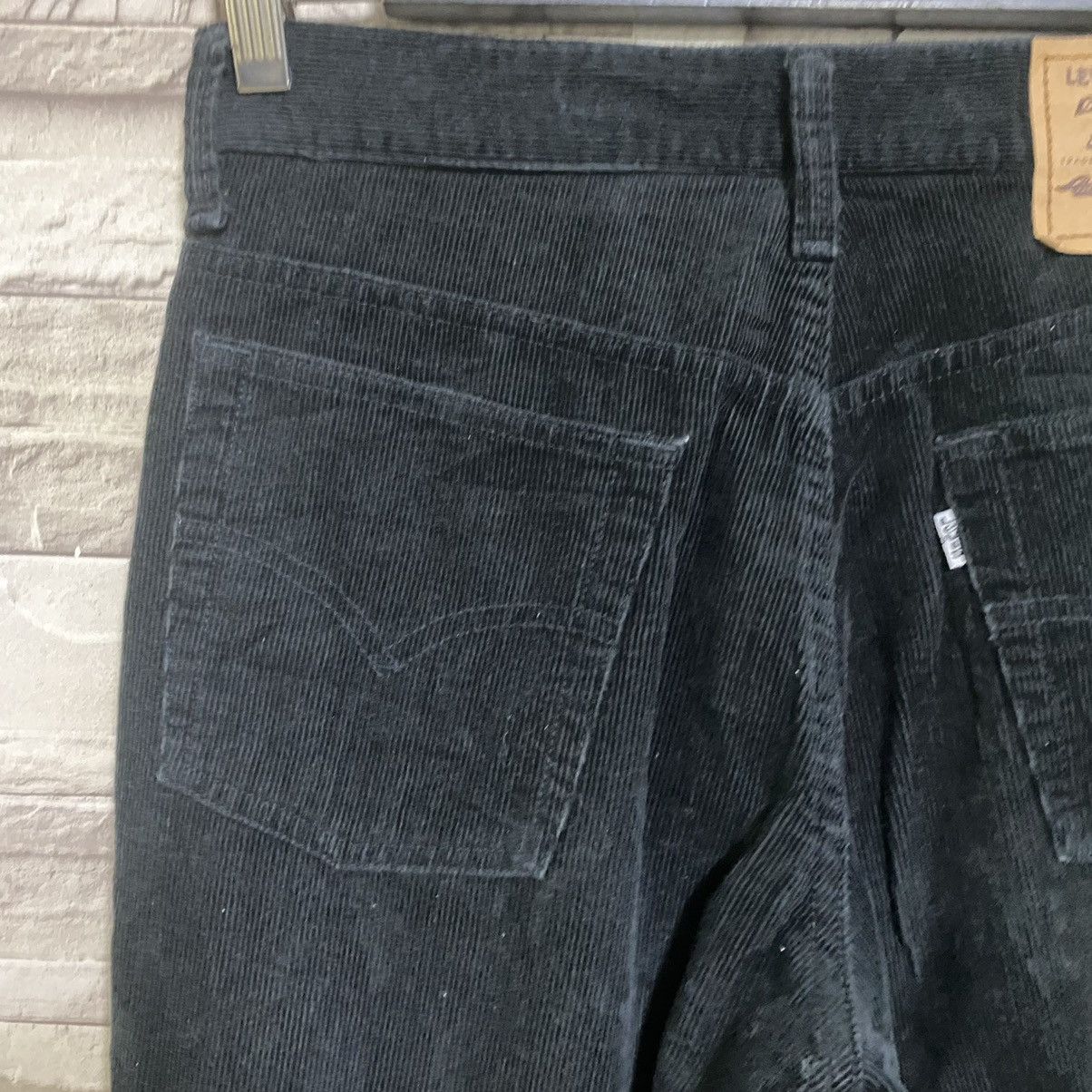Levi's Vintage Levis 517 Black Corduroy Flare Jeans Size US 30 / EU 46 - 12 Thumbnail
