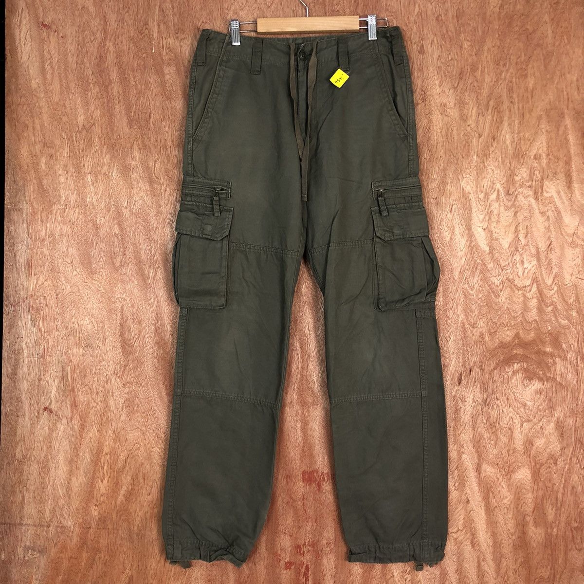 Japanese Brand DLL Uniqlo japan utility Green Multipocket Cargo Pants #1654 Size US 30 / EU 46 - 1 Thumbnail