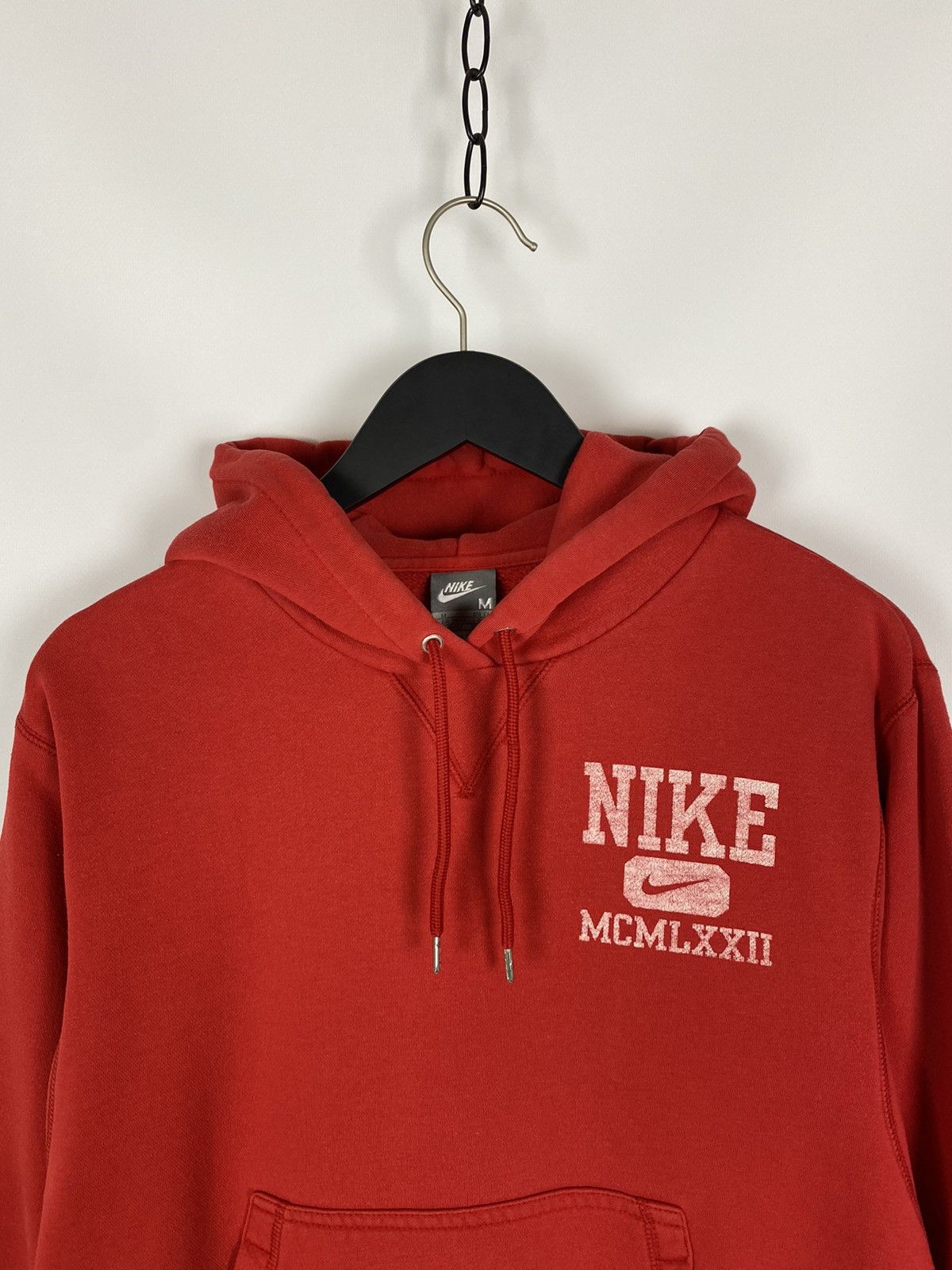 Nike 2000’s Vintage Nike Athletic Logo Boxy Hoodie Size US M / EU 48-50 / 2 - 2 Thumbnail
