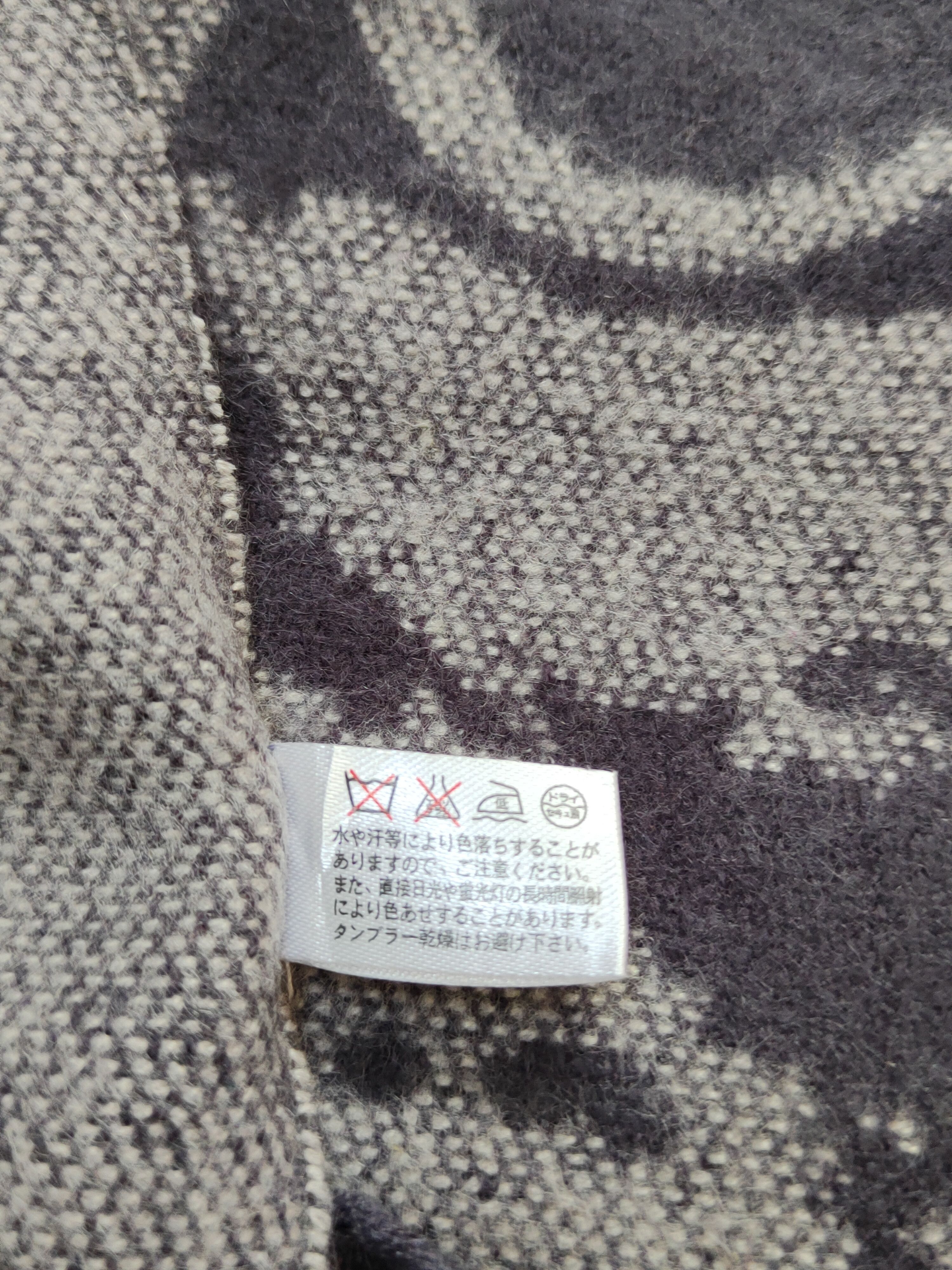 Japanese Brand Delicious Big Cat Muffler Scarves #m29 Size ONE SIZE - 7 Thumbnail