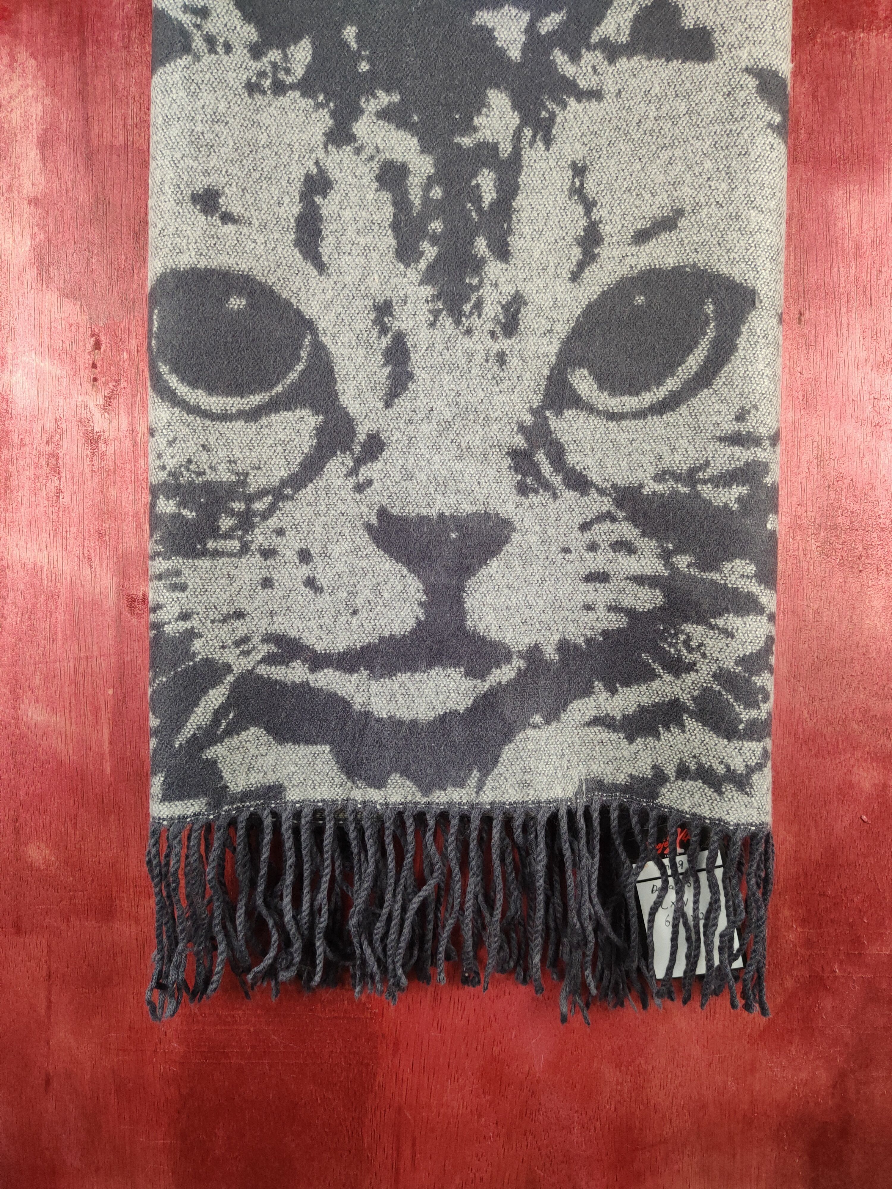 Japanese Brand Delicious Big Cat Muffler Scarves #m29 Size ONE SIZE - 3 Thumbnail