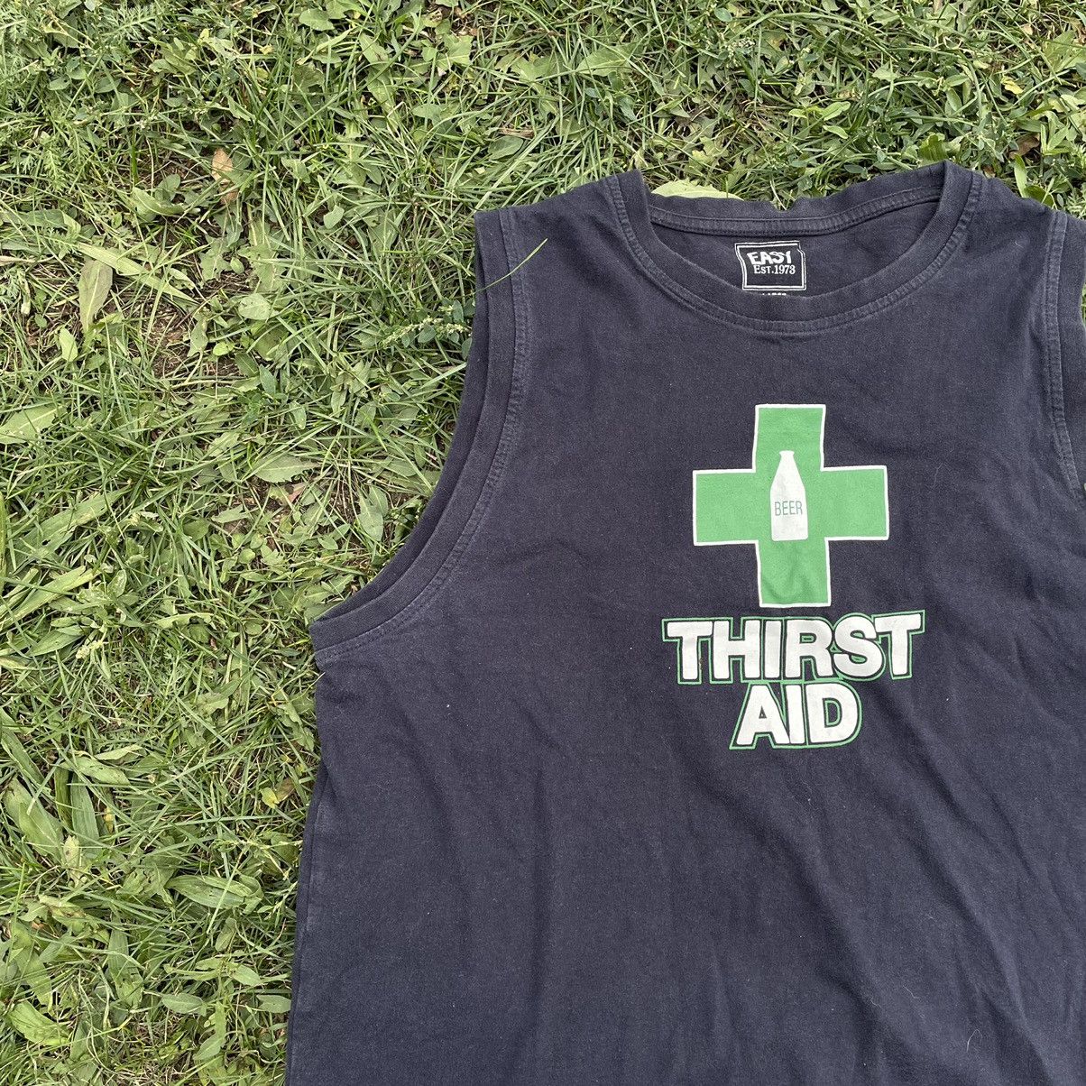 Vintage Vintage Y2K Faded Graphic Tank Top Thirst Aid Skate Boxy M Size US M / EU 48-50 / 2 - 3 Thumbnail