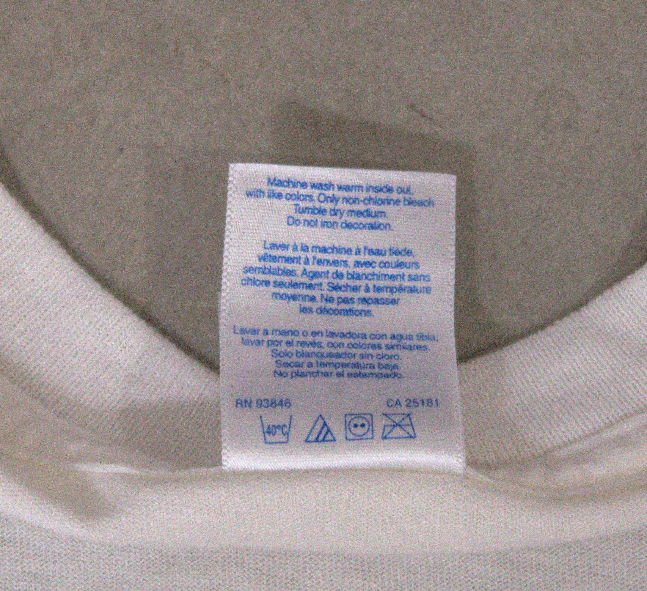 Gildan Y2K 2005 Gildan Neapolitan Dynamite Double Stitch White Tee Size US L / EU 52-54 / 3 - 8 Thumbnail