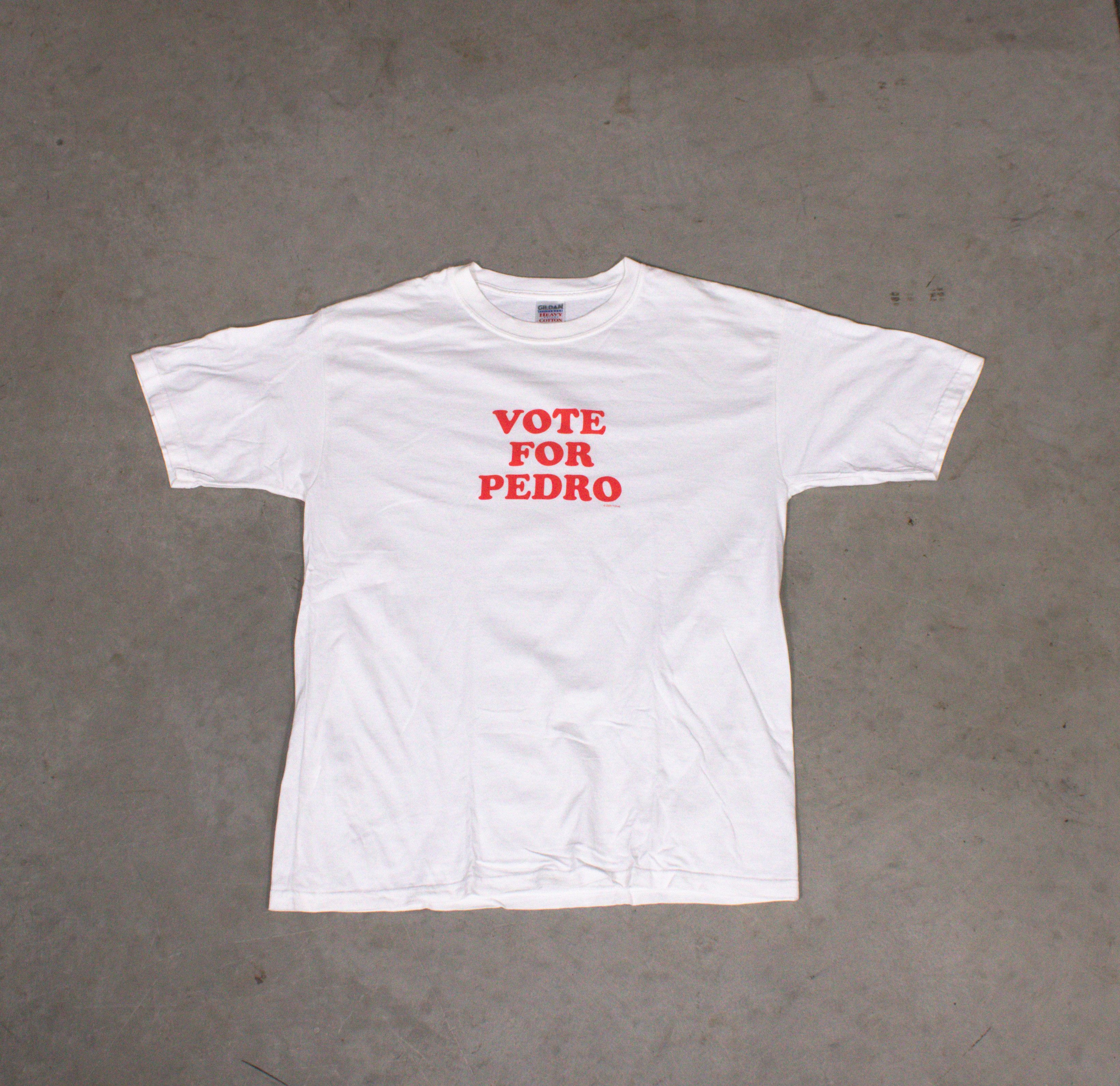 Gildan Y2K 2005 Gildan Neapolitan Dynamite Double Stitch White Tee Size US L / EU 52-54 / 3 - 1 Thumbnail