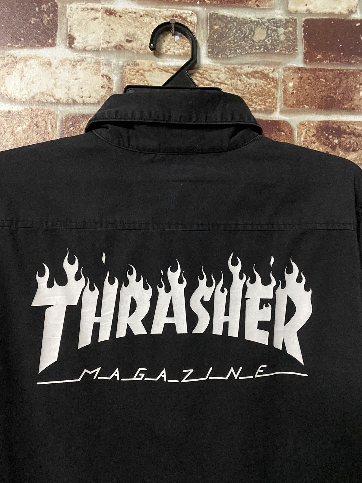 Thrasher THRASHER MEGAZINE EMBROIDEREY LOGO MEN’S SHIRT Size US L / EU 52-54 / 3 - 5 Thumbnail