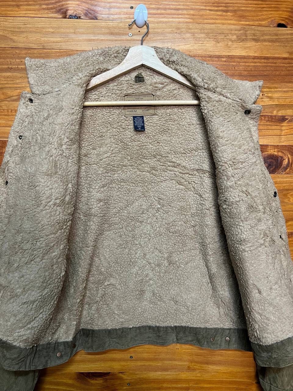 Abercrombie & Fitch VINTAGE ABERCROMBIE AND FITCH CORDUROY SHERPA LINED JACKET Size US M / EU 48-50 / 2 - 6 Thumbnail