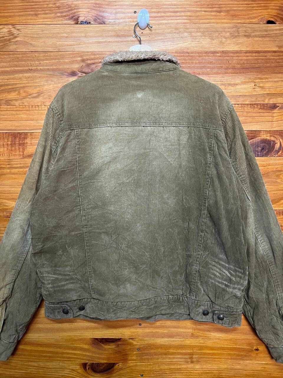 Abercrombie & Fitch VINTAGE ABERCROMBIE AND FITCH CORDUROY SHERPA LINED JACKET Size US M / EU 48-50 / 2 - 5 Thumbnail