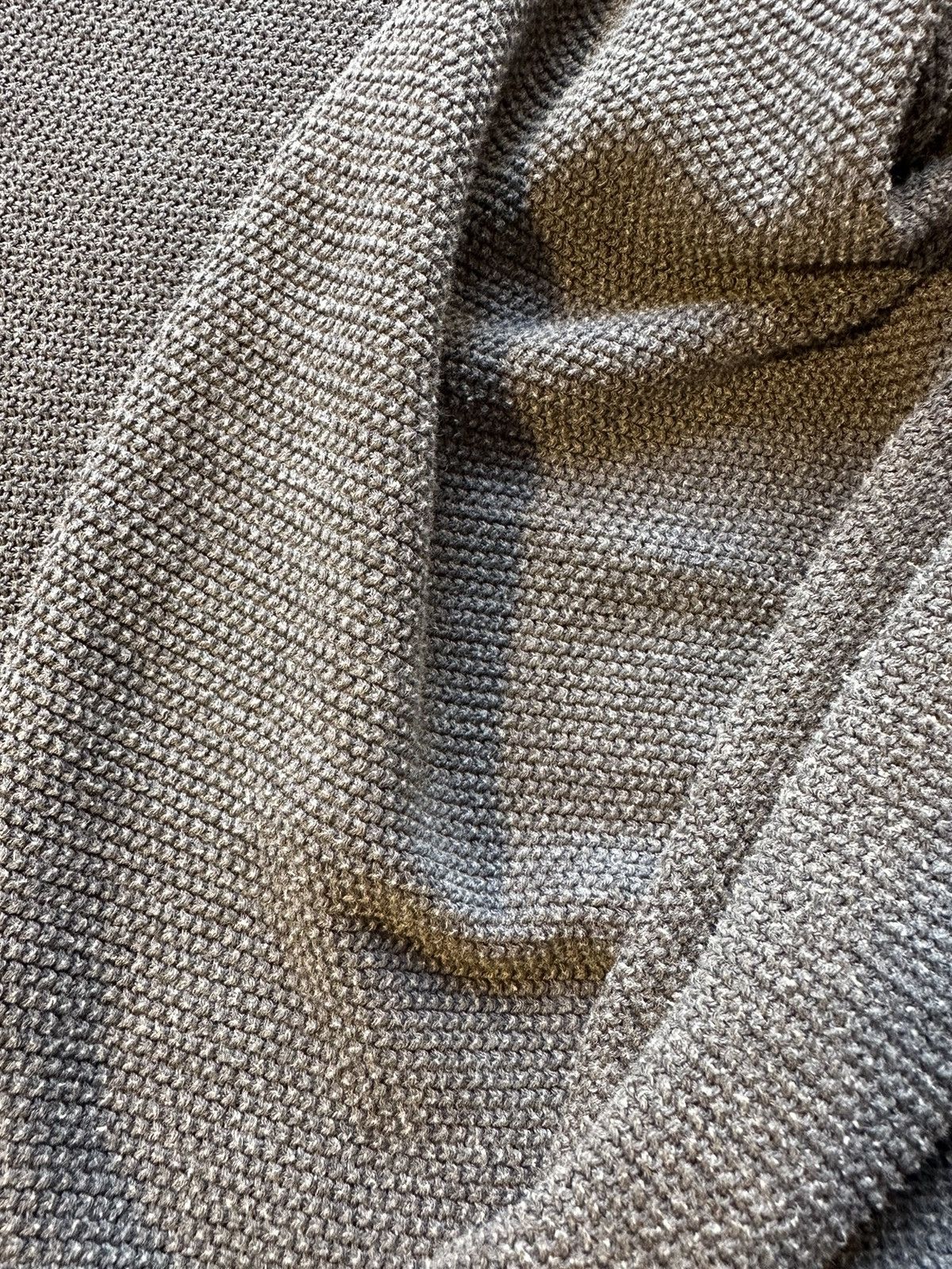 Vintage Vintage Yohji Yamamoto late 90s thin spider web knit sweater Size US M / EU 48-50 / 2 - 9 Thumbnail