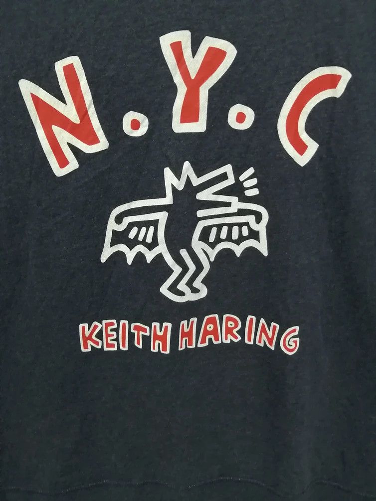 Keith Haring KEITH HARING x UT Crewneck Size US L / EU 52-54 / 3 - 3 Thumbnail