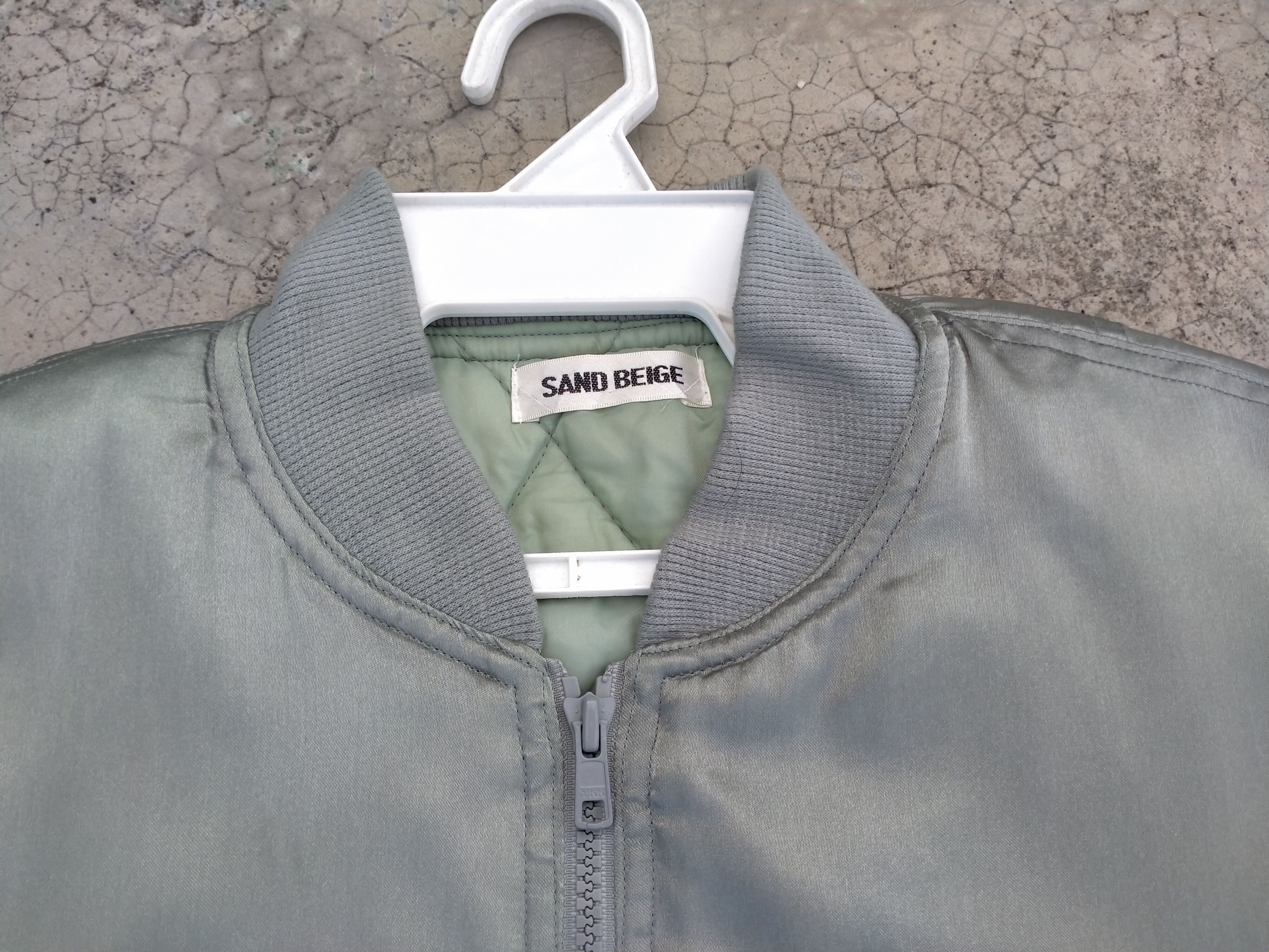 Japanese Brand Vintage Sand Beige Cropped Bomber Jacket Size M / US 6-8 / IT 42-44 - 2 Thumbnail