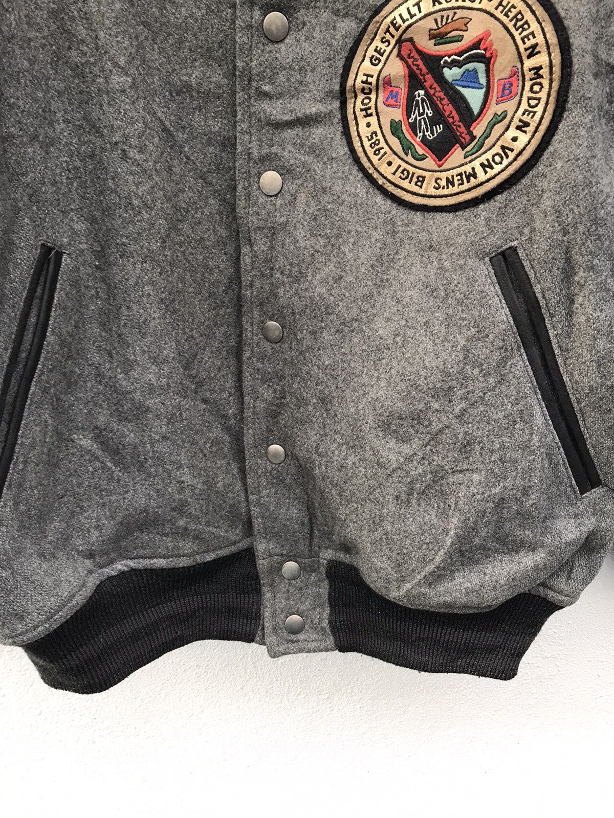 BIGI × Japanese Brand Vintage Men’s Bigi Big Logo Varsity Jackets Size US L / EU 52-54 / 3 - 8 Thumbnail