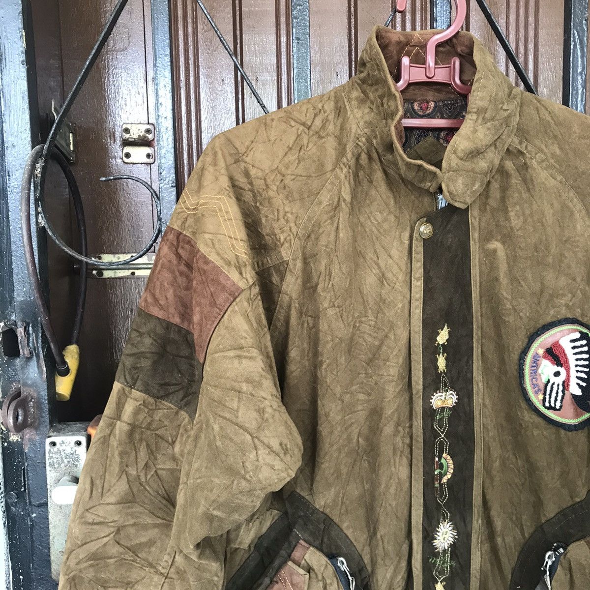 Vintage Vtg America’s Red Indian Club Native Jacket Size US M / EU 48-50 / 2 - 3 Thumbnail