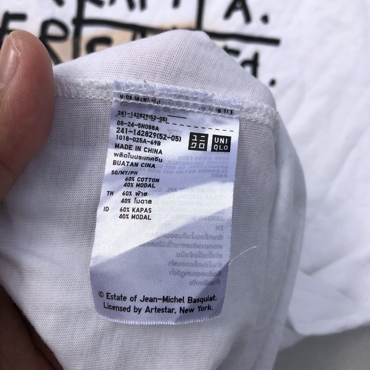Uniqlo RARE🔥 Jean Michel Basquiat Size S / US 4 / IT 40 - 4 Thumbnail