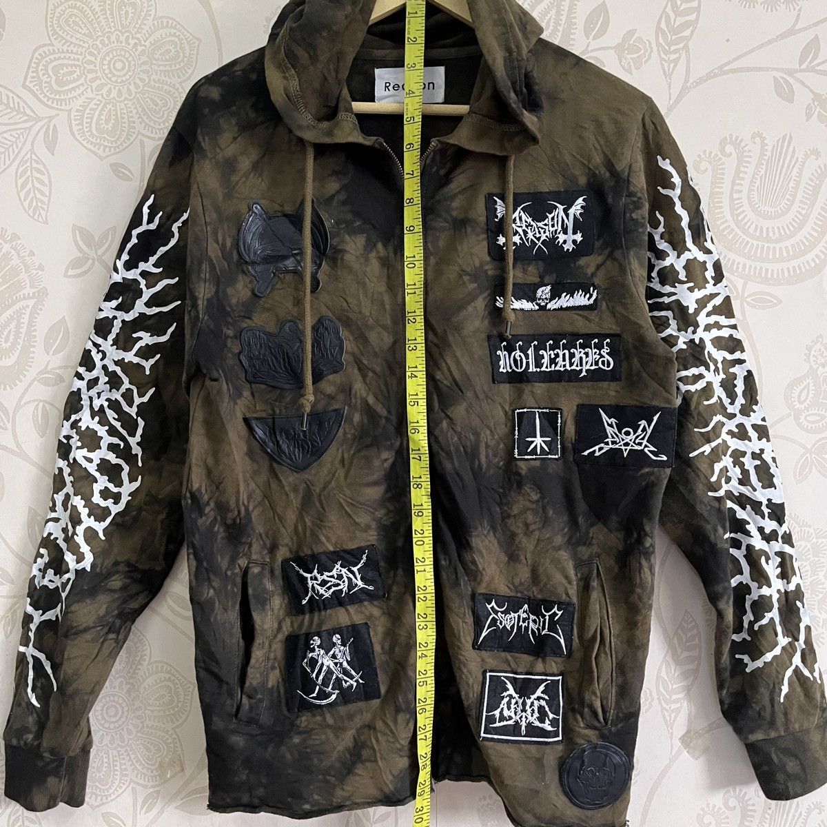 If Six Was Nine × Reason Vintage 90s Punk Metal Rock Band Tie Dye Sweater Hoodie Size US M / EU 48-50 / 2 - 2 Thumbnail