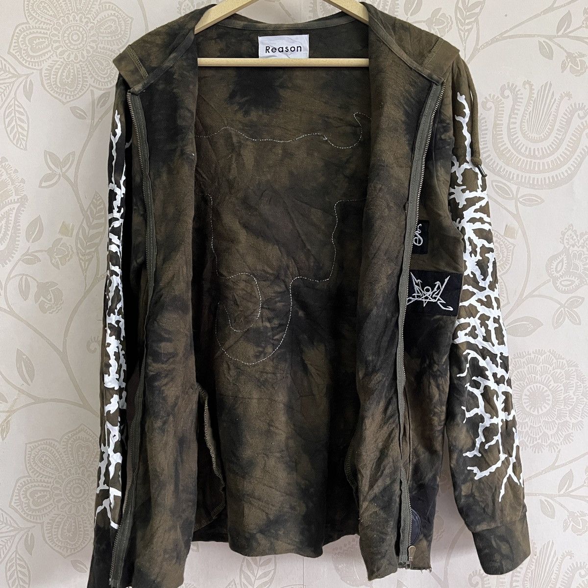 If Six Was Nine × Reason Vintage 90s Punk Metal Rock Band Tie Dye Sweater Hoodie Size US M / EU 48-50 / 2 - 14 Thumbnail