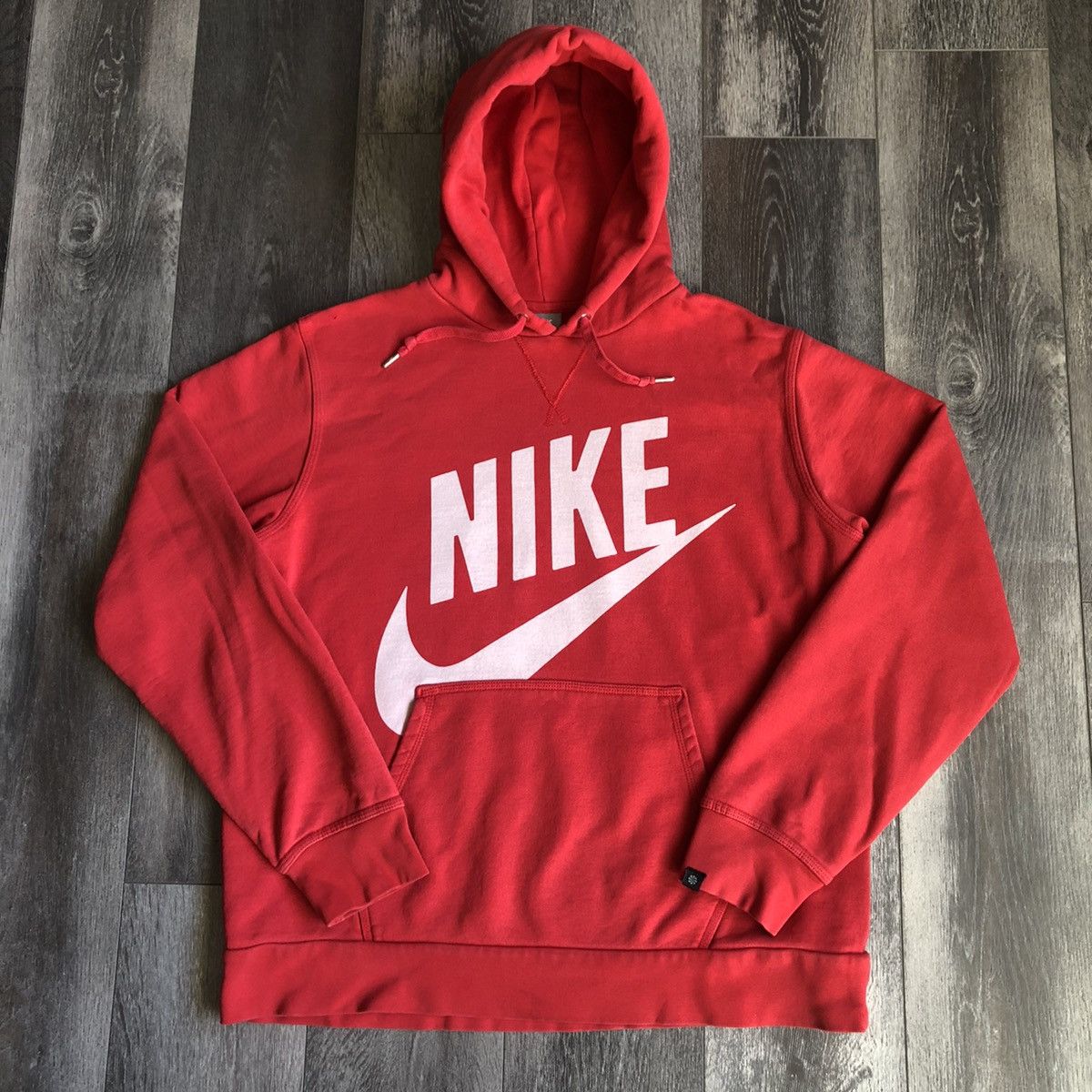 Nike Vintage 2000s Nike Big Swoosh Graphic Logo Pullover Hoodie Size US L / EU 52-54 / 3 - 1 Thumbnail