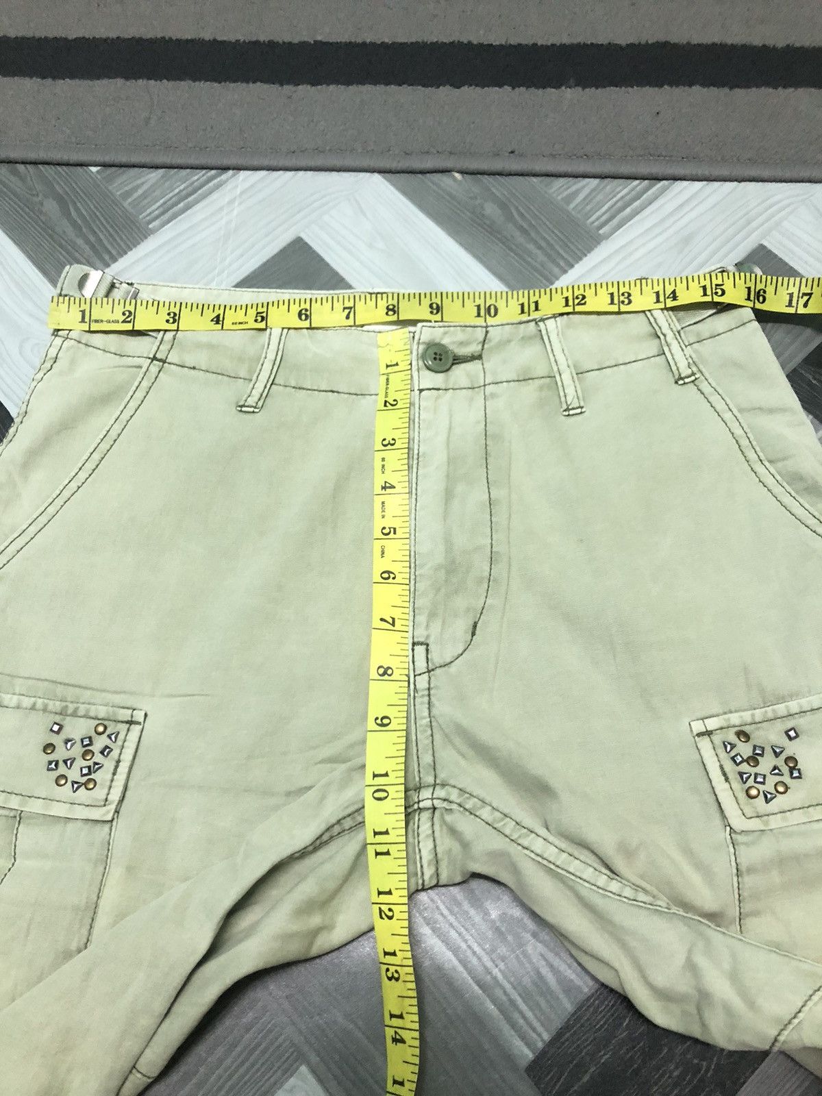 Issey Miyake × Ne-Net NE-NET BY ISSEY MIYAKE CARGO MULTI POCKET ANKLE CUT PANT Size US 31 - 8 Thumbnail
