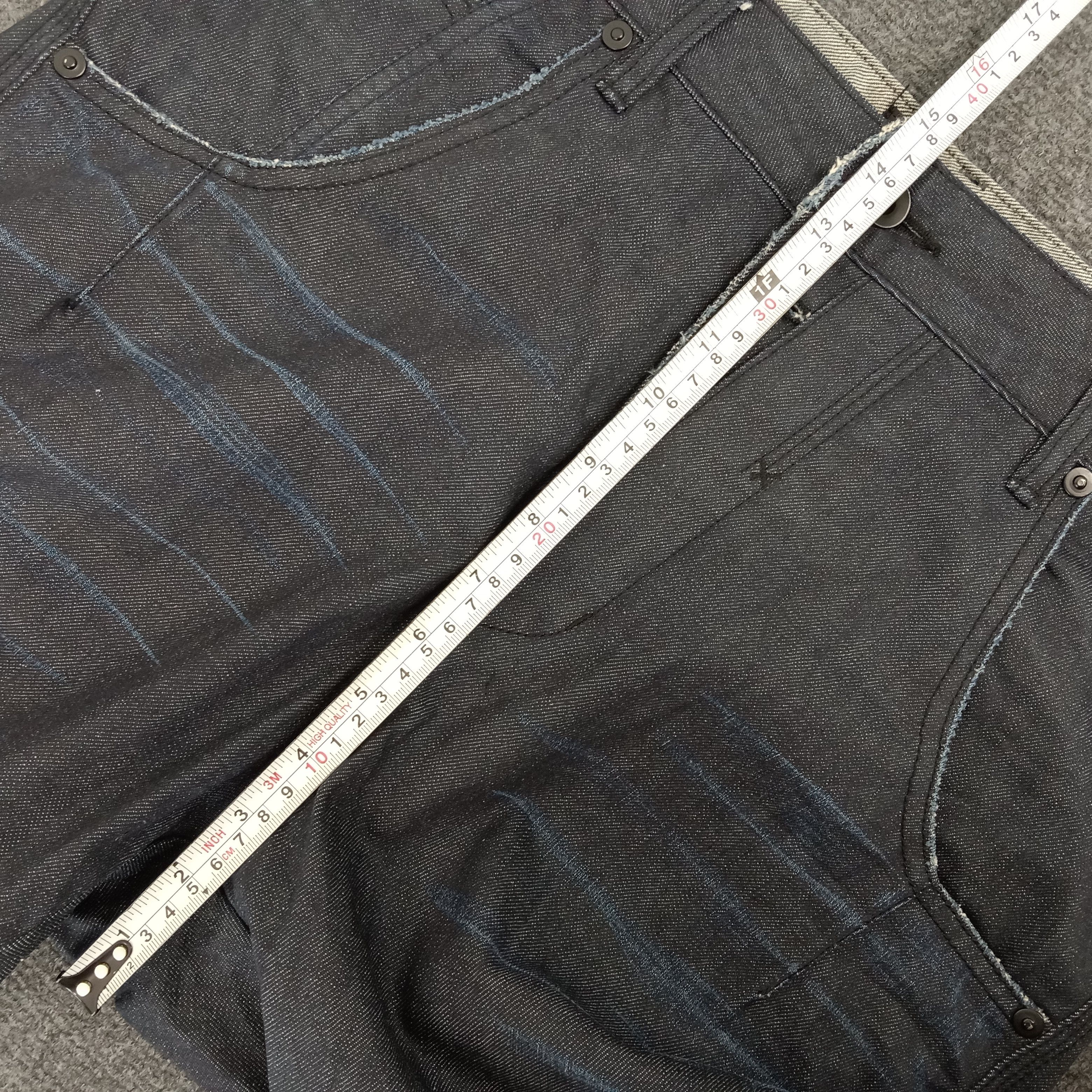 Alexander McQueen × Vintage Alexander McQueen Italian Designer Short Pants Denim Size US 32 / EU 48 - 10 Thumbnail