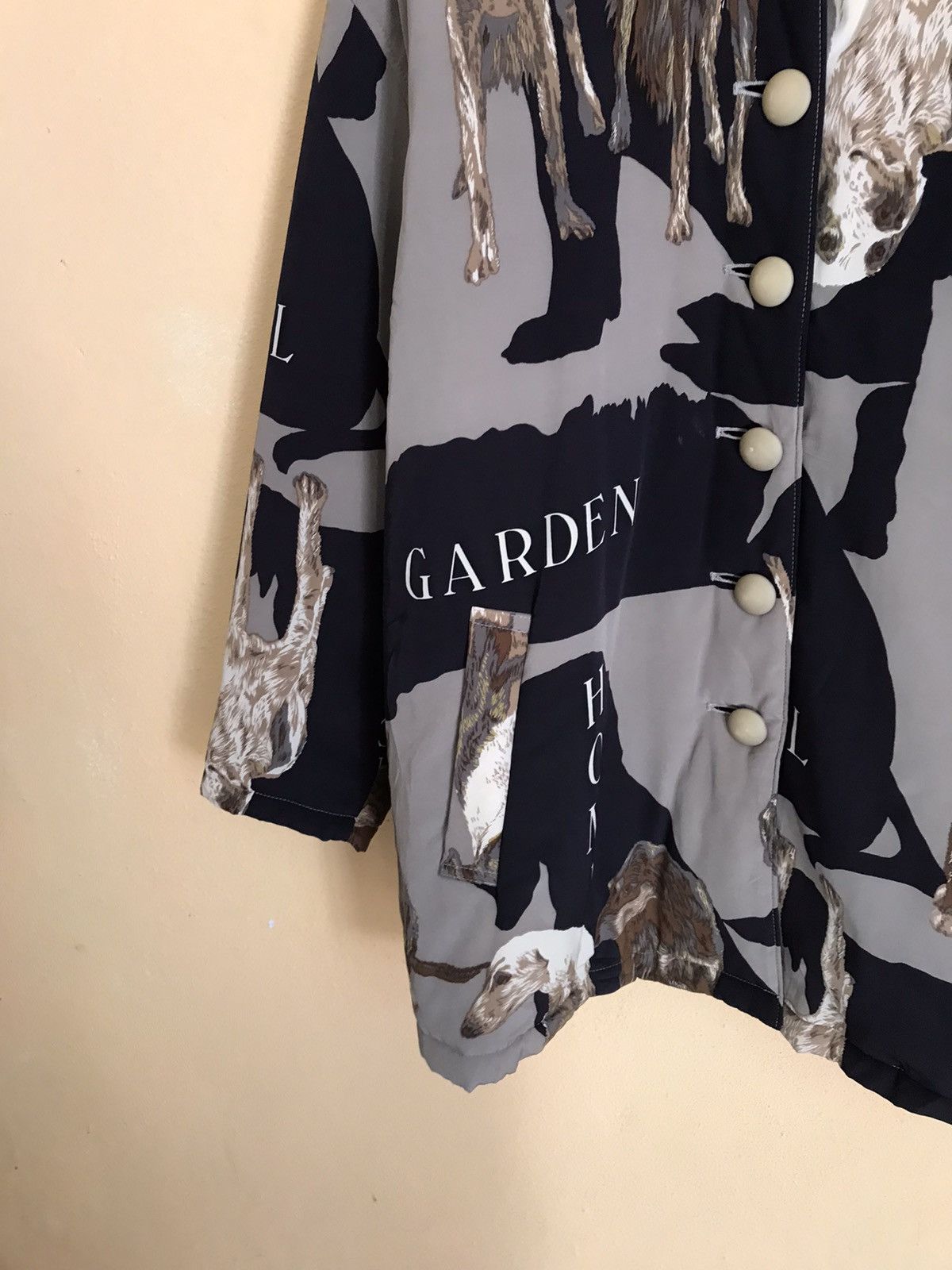20471120 × Beauty Beast × Designer Topyo galden home tokyo fashion overprint jacket oversized Size US M / EU 48-50 / 2 - 7 Thumbnail