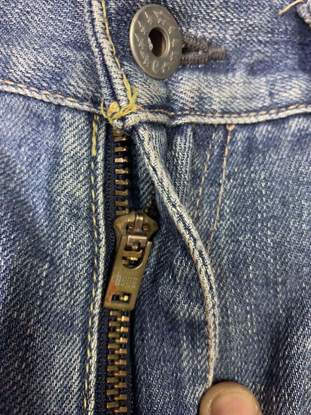 Bape VTG OG BAPE HEAD CAMO DENIM W36 Size US 36 / EU 52 - 10 Thumbnail