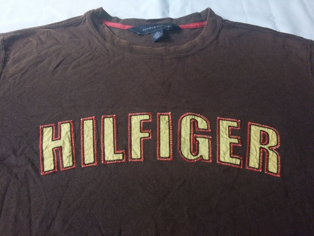 Tommy Hilfiger TOMMY HILFIGER SPELL OUT TEE Size US M / EU 48-50 / 2 - 2 Thumbnail