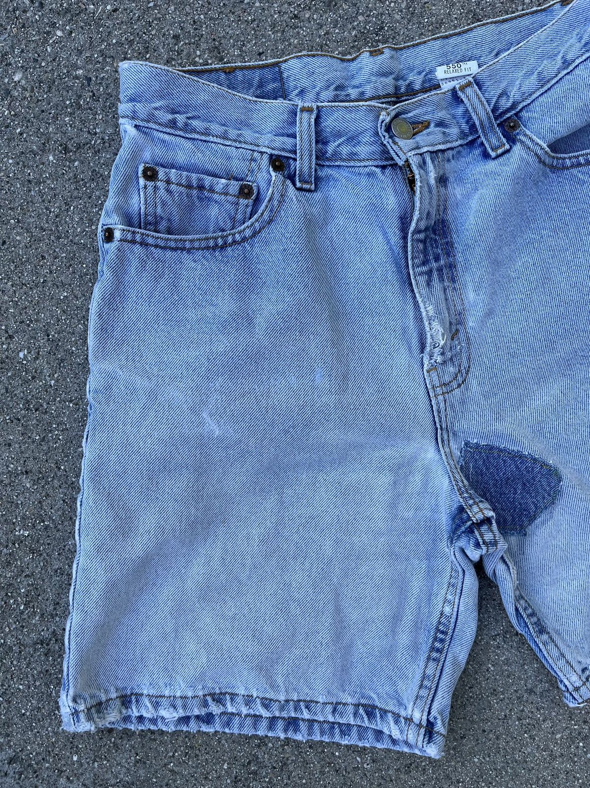 Levi's × Vintage Vintage Levi’s 550 Jean Shorts 2001 Jorts Relaxed Fit Denim Size US 28 / EU 44 - 9 Thumbnail