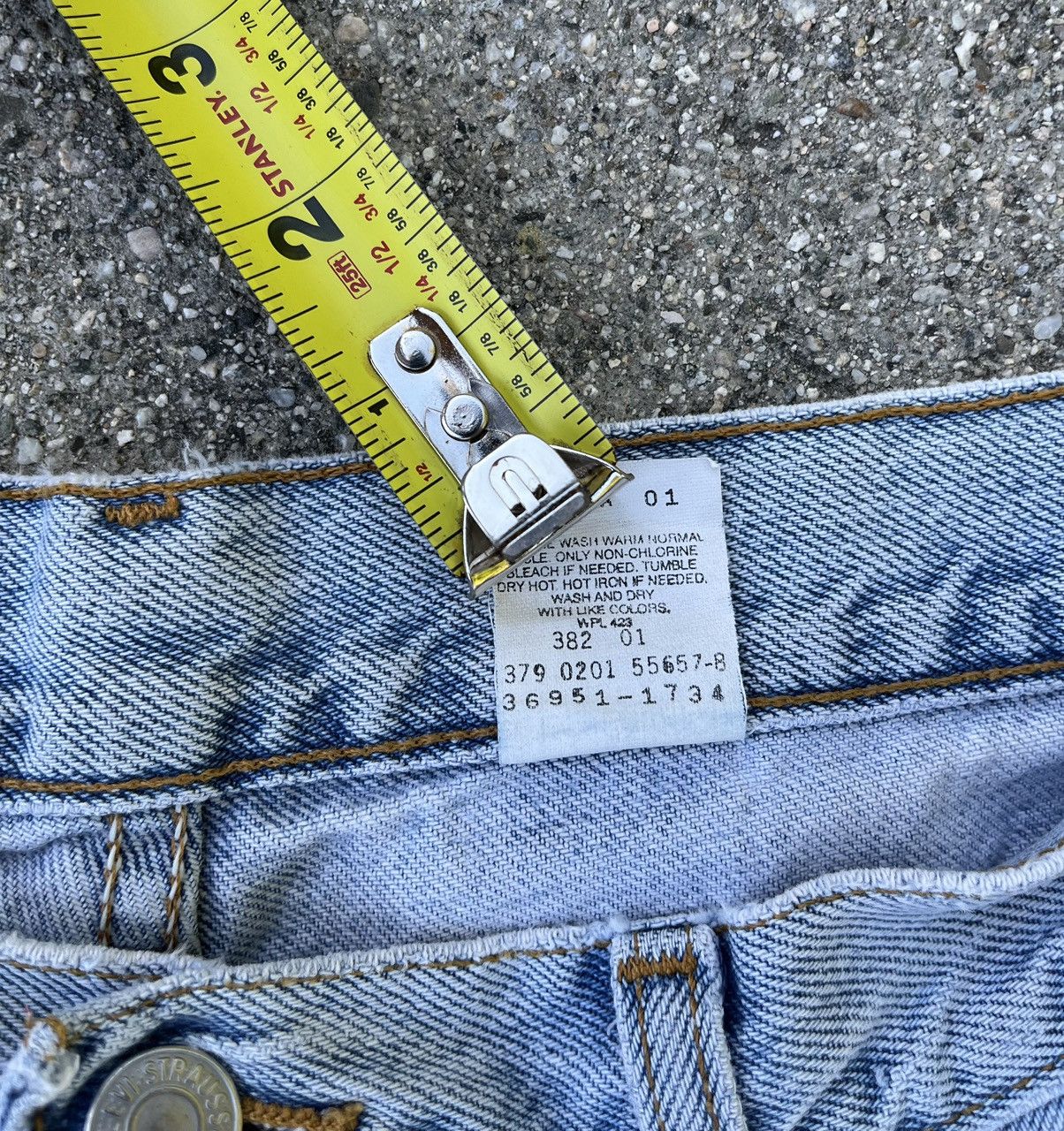 Levi's × Vintage Vintage Levi’s 550 Jean Shorts 2001 Jorts Relaxed Fit Denim Size US 28 / EU 44 - 4 Thumbnail