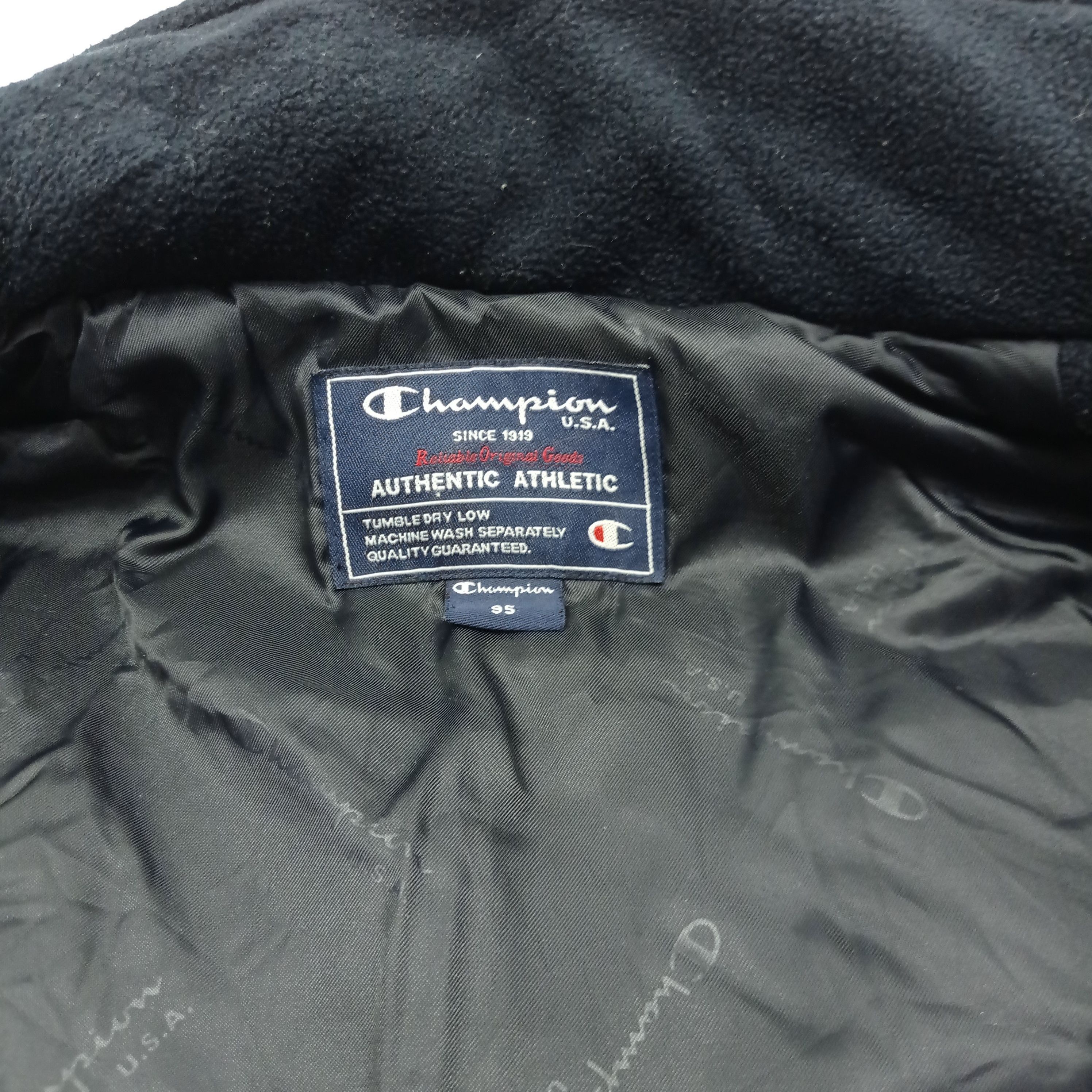 Champion Vintage Champion Fleece Sweater Size US XL / EU 56 / 4 - 14 Thumbnail