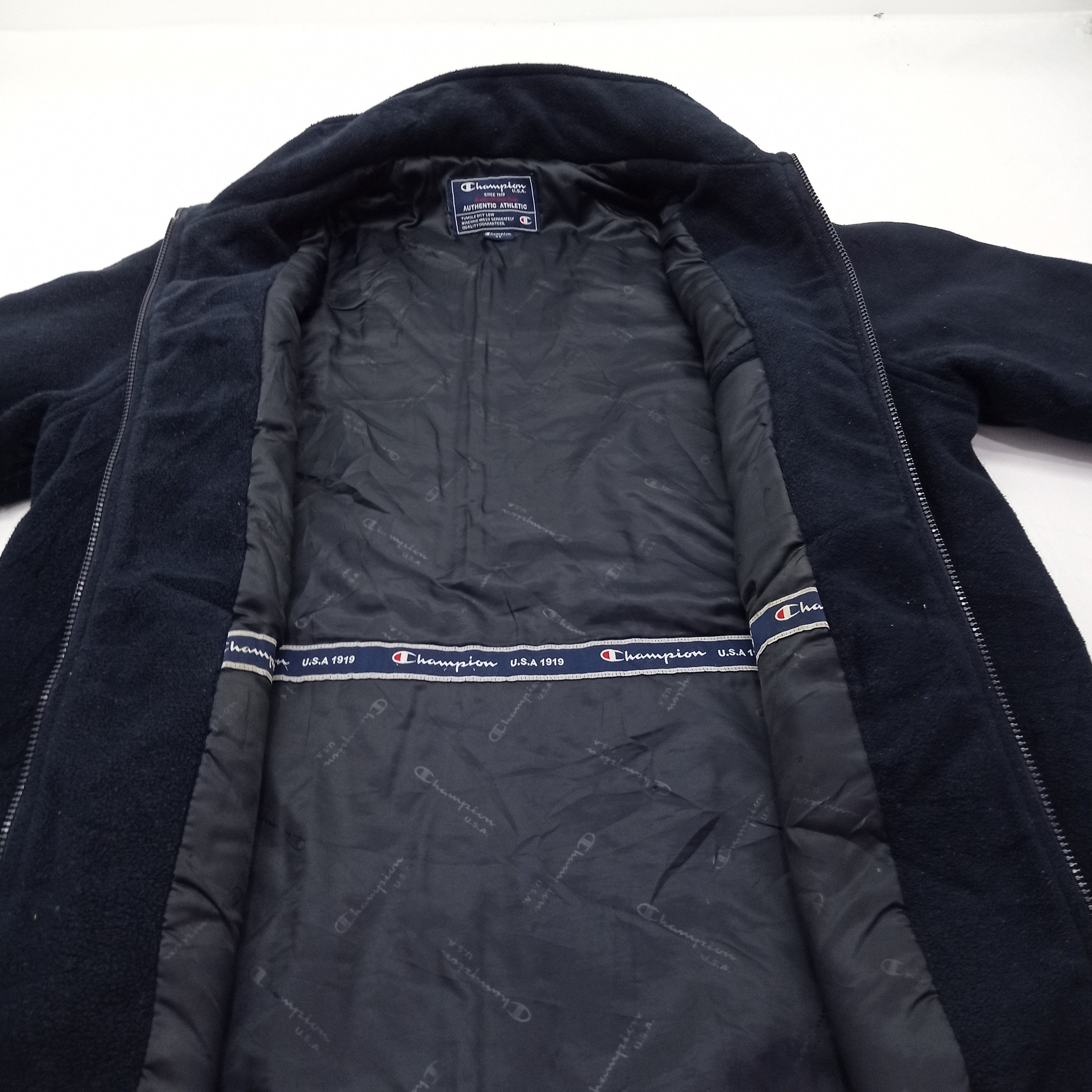 Champion Vintage Champion Fleece Sweater Size US XL / EU 56 / 4 - 15 Thumbnail