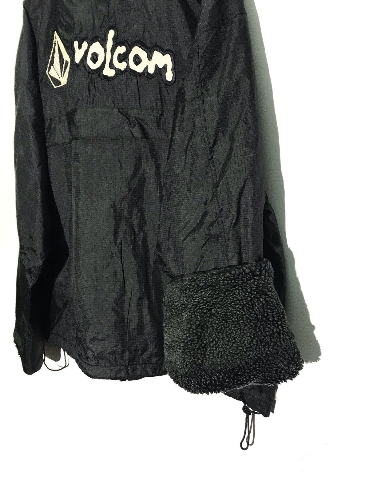Volcom Volcom Big Logo Spell Out Embroidered Windbreaker Jacket Size US XL / EU 56 / 4 - 4 Thumbnail
