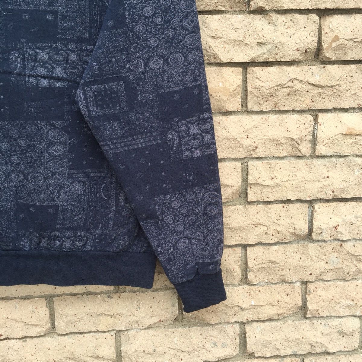 H&M × Native H&M Native Sweatshirt Full Print Design.. Native Design.. Size US M / EU 48-50 / 2 - 4 Thumbnail
